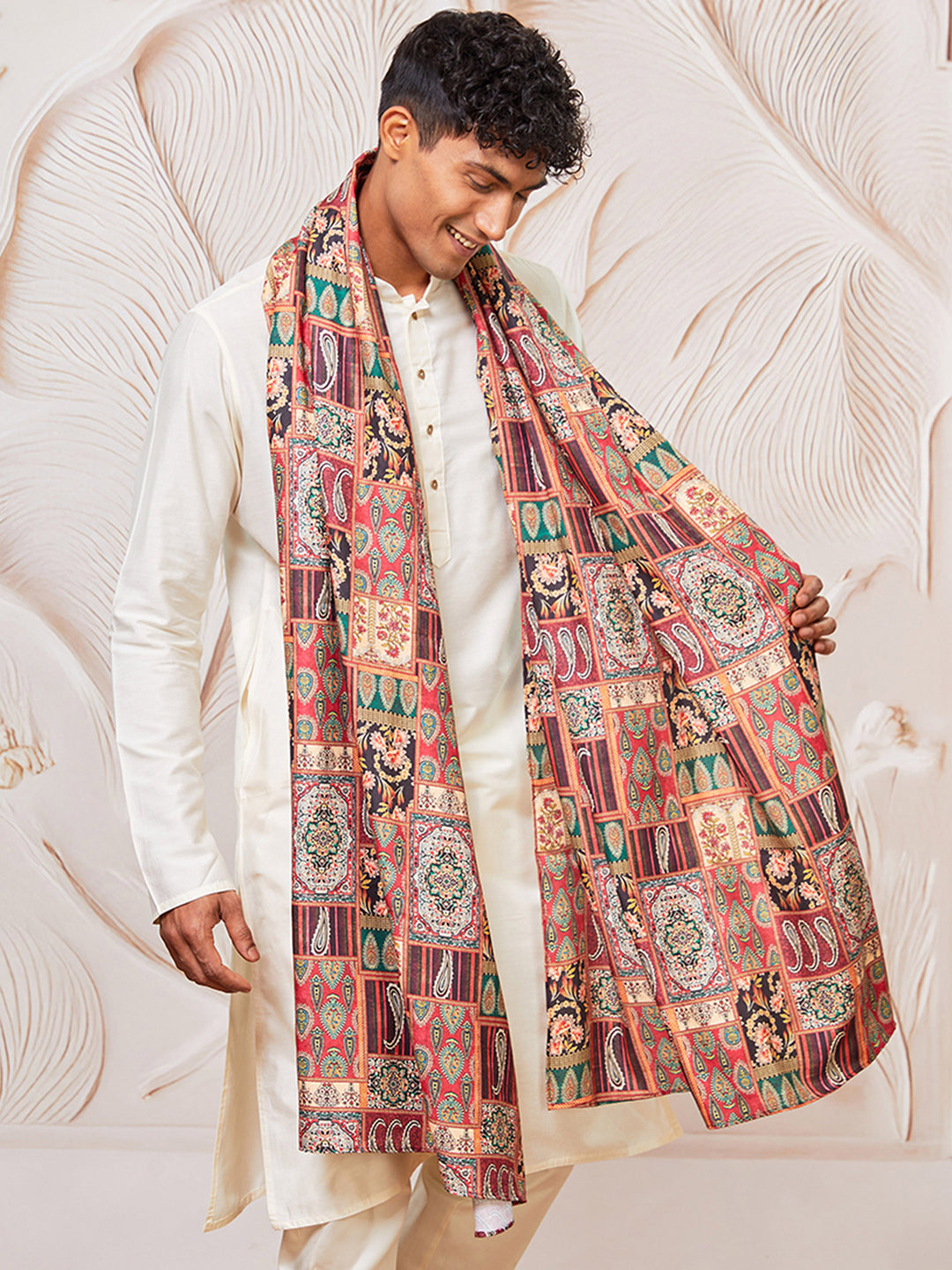 Men Cream Solid Silk Blend Kurta with Multicolour Paisley Print Dupatta Only