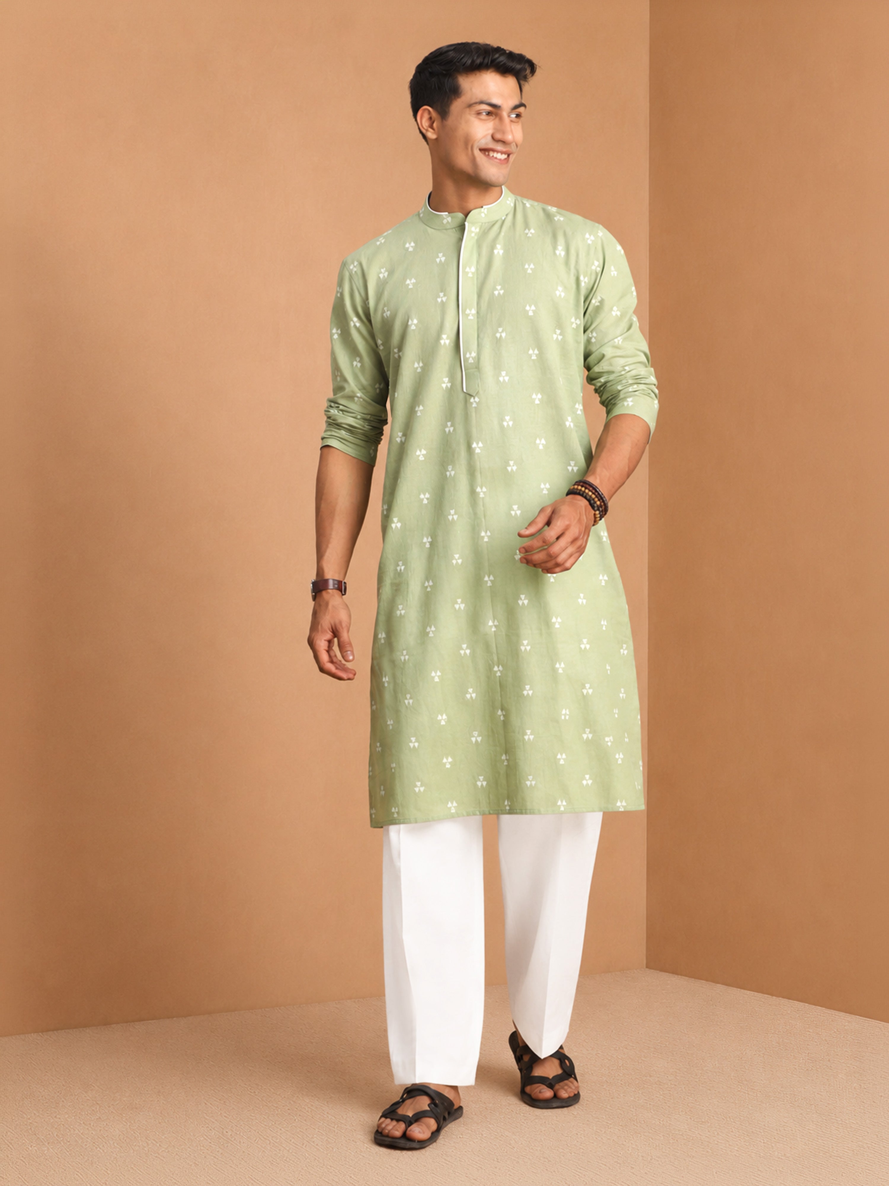 Men's Green  Jacquard, Woven, Geometric Knee Length Kurta Pant Set with Wide Leg Pant
