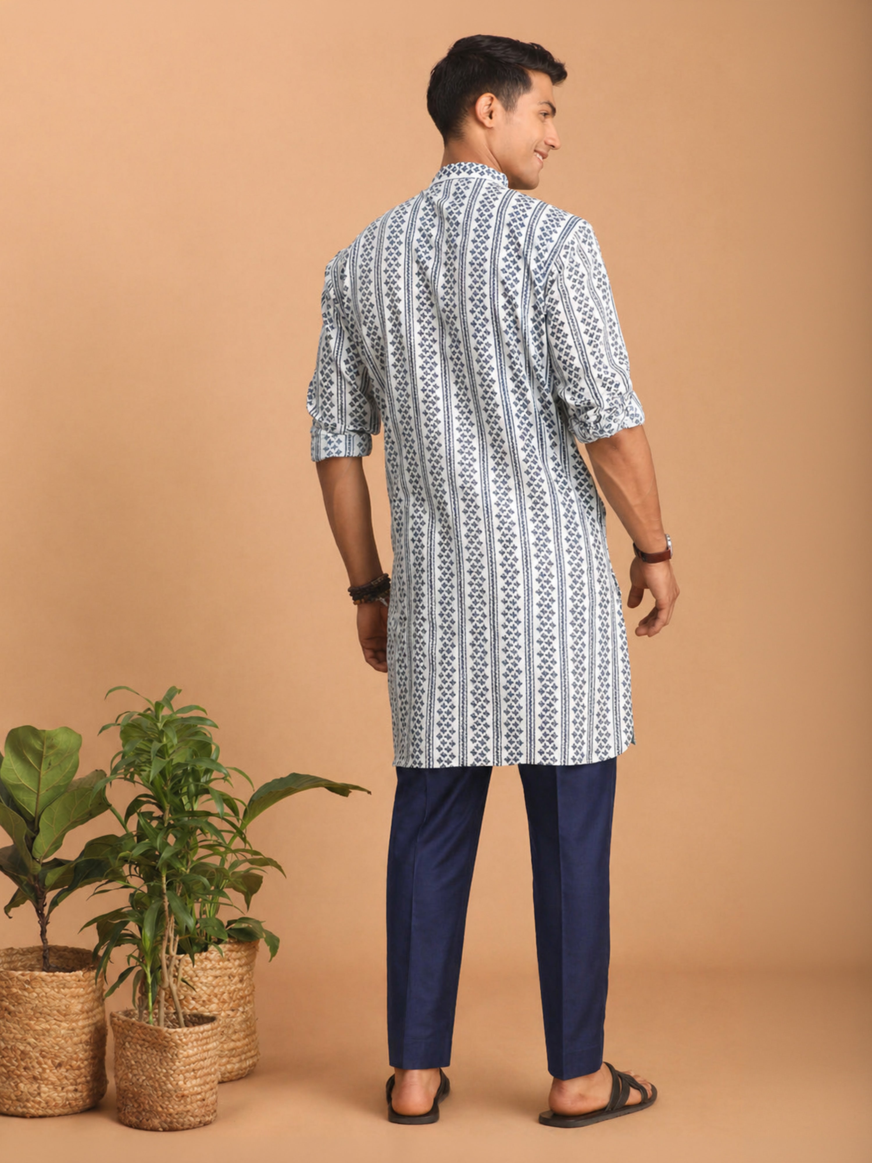 Men Blue Kantha & Ethnic Motif Screen Print Cotton Kurta with Navy Blue Pant Set