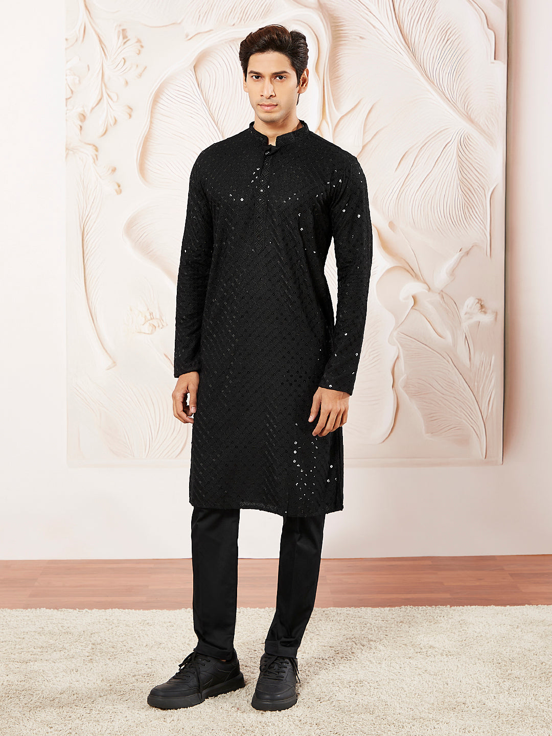 Men's Black Cotton Blend Kurta And Pyjama Set