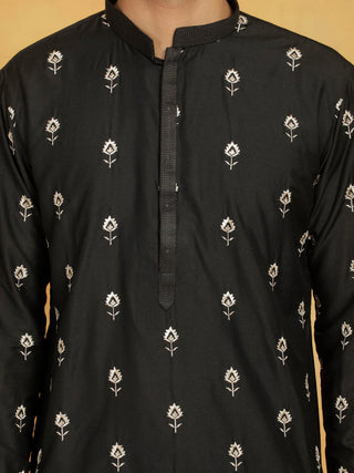 VASTRAMAY Men's Black Cotton Blend Kurta And Pyjama Set