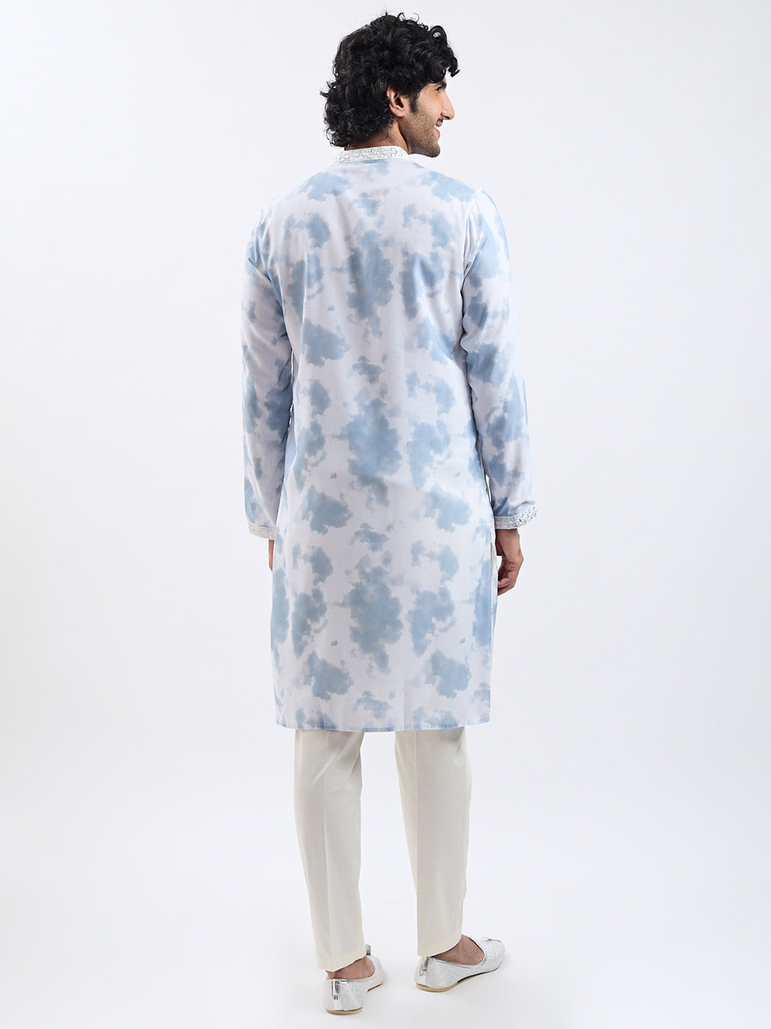 Men's Grey And Cream Cotton Blend Kurta And Pyjama Set