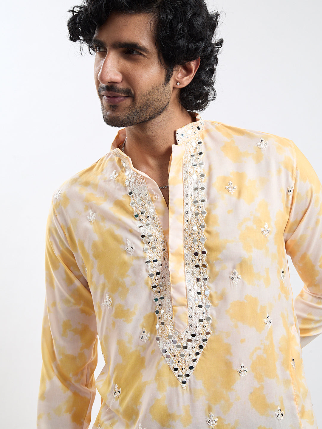 Men's Yellow And Cream Cotton Blend Kurta And Pyjama Set