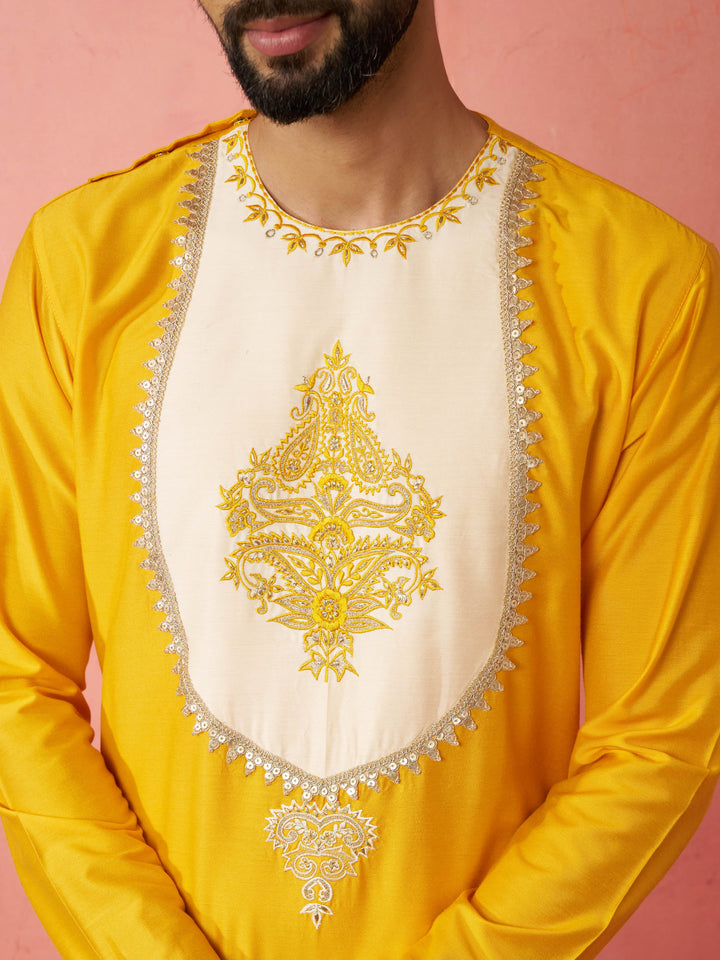 men’s kurta set