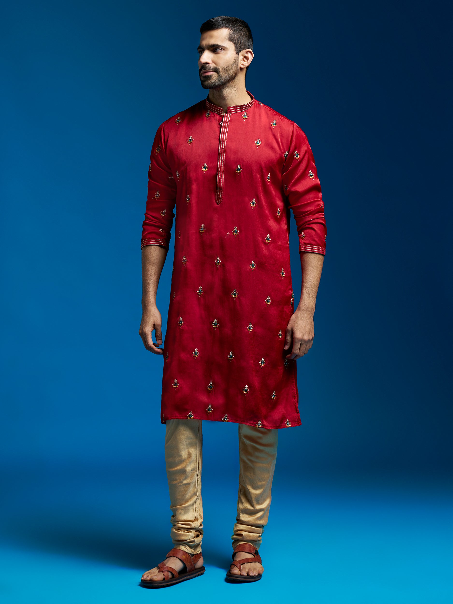 Men's Maroon Silk Blend Kurta And Pyjama Set
