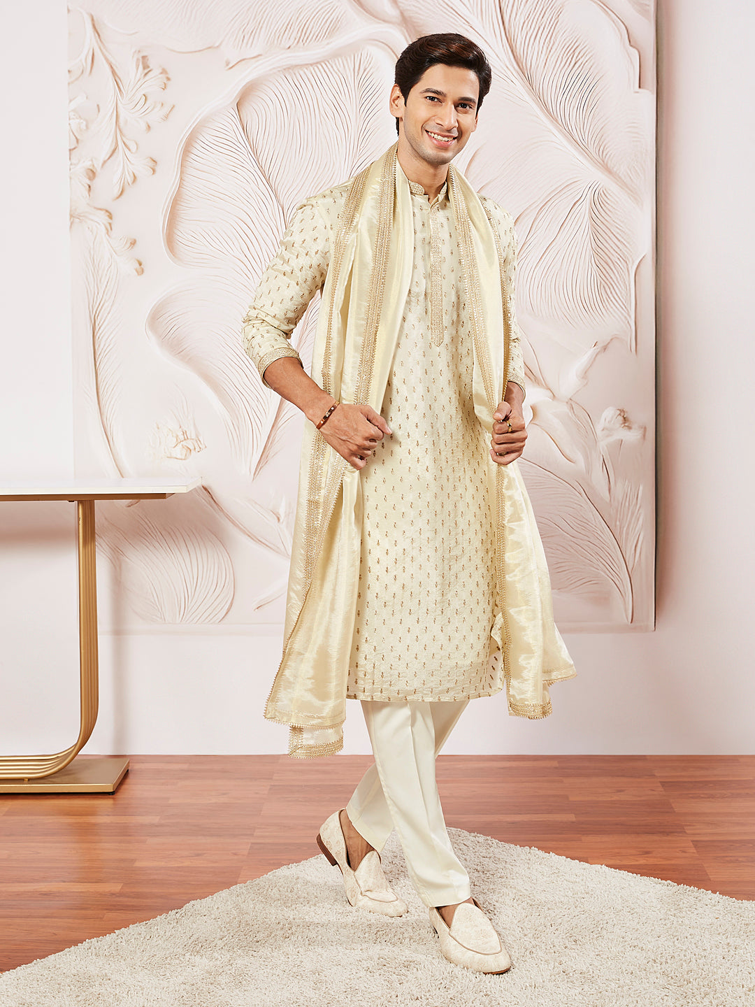 Men's Cream Tissue Silk Kurta Pyjama And Dupatta Set