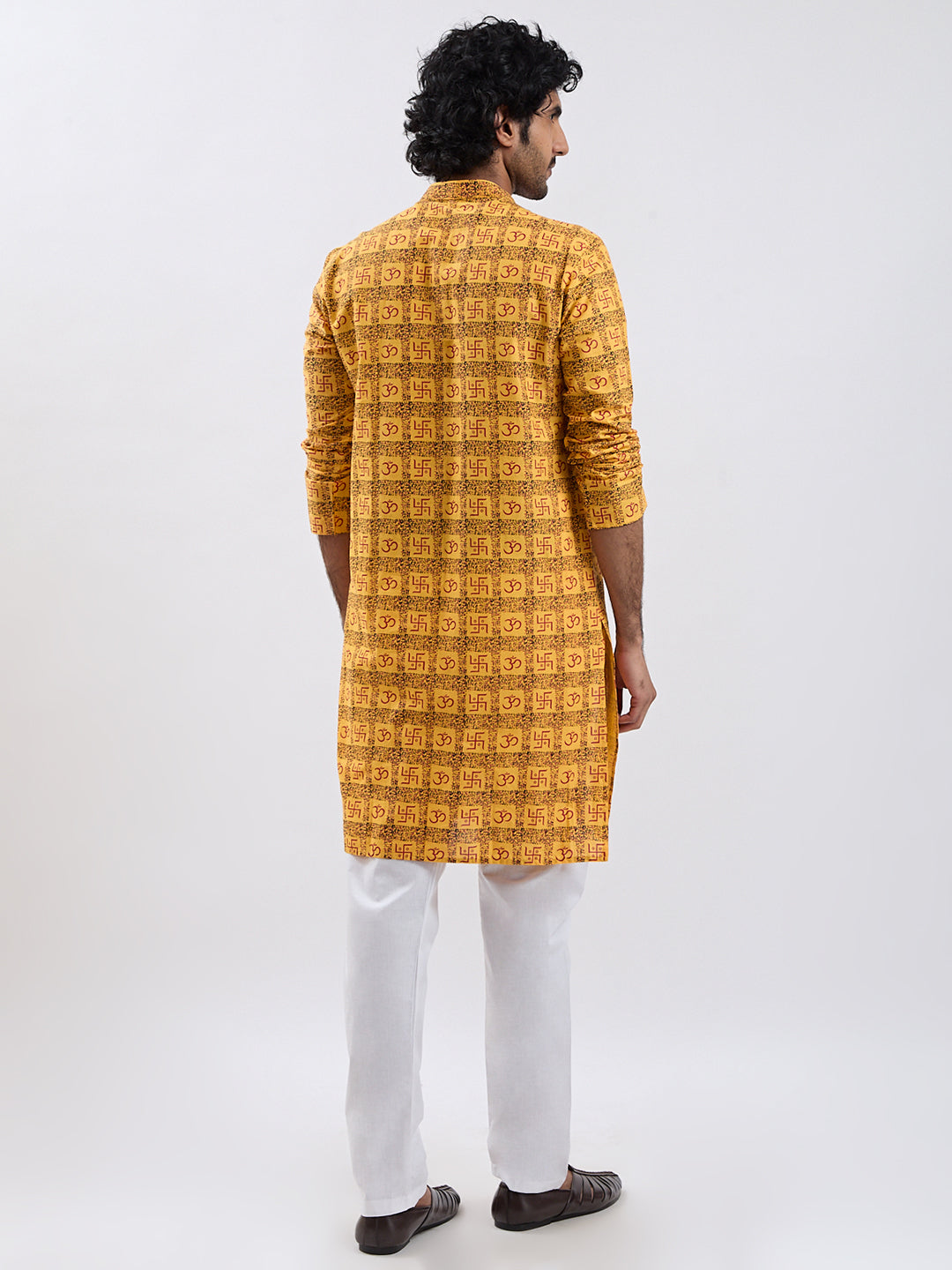Men's Yellow Cotton Kurta And Pyjama Set