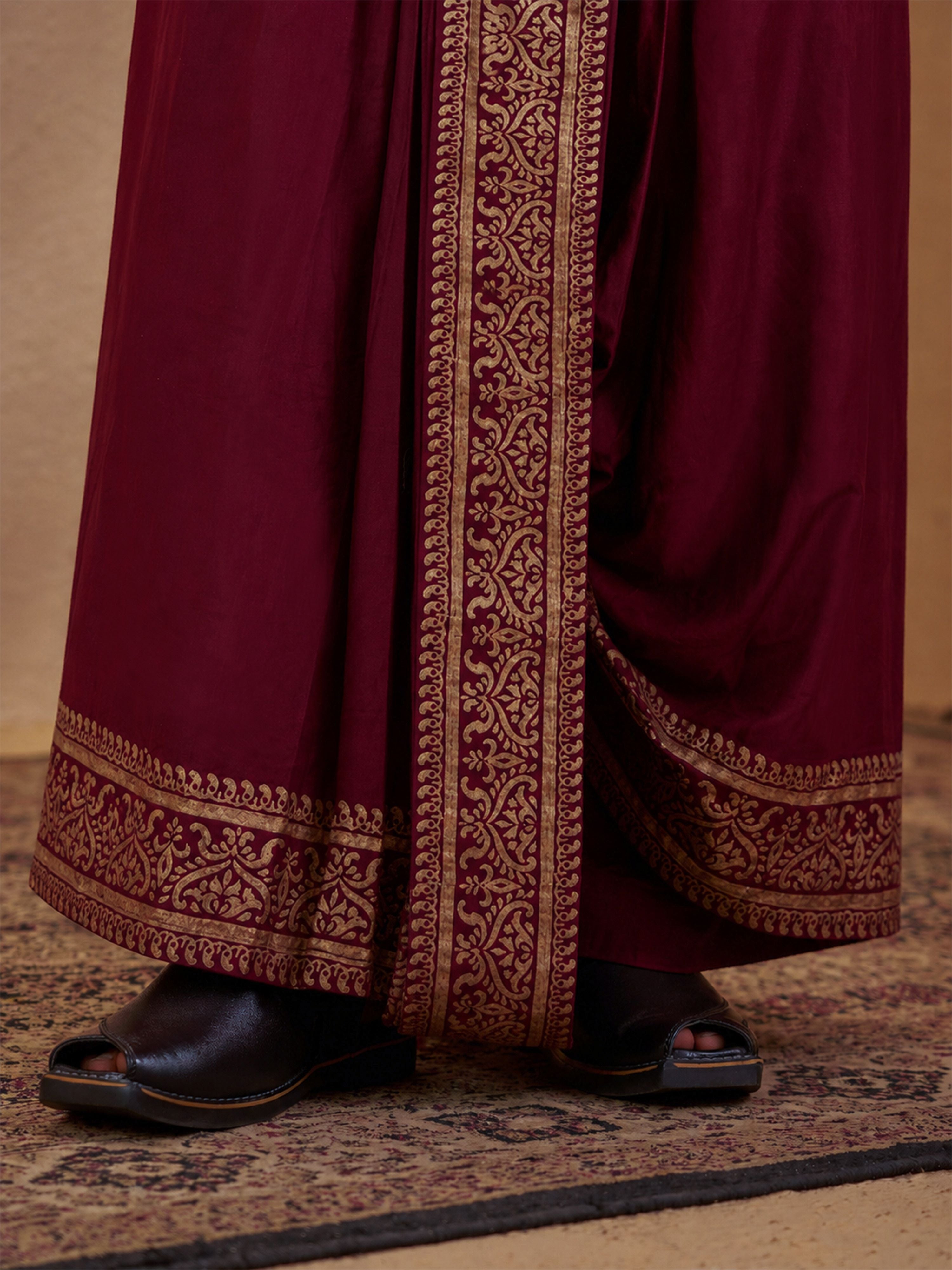 Men's Cream Cotton-Silk Embroidered Thigh Length Kurta With Dhoti