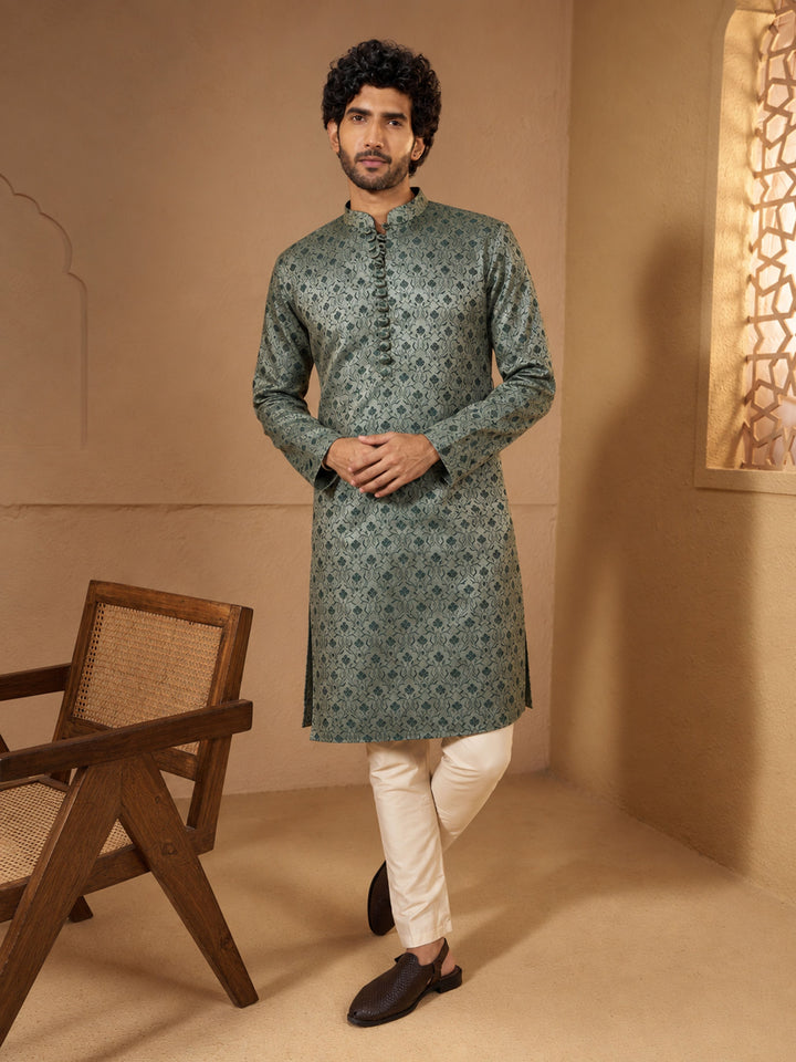 Men Green Silk Blend Kurta with Pyjama Festive, Diwali Ethnic Wear