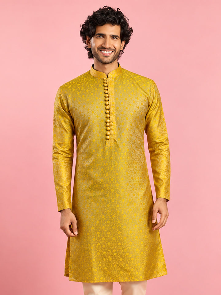Men Yellow Silk Blend Kurta Festive, Diwali Ethnic Wear