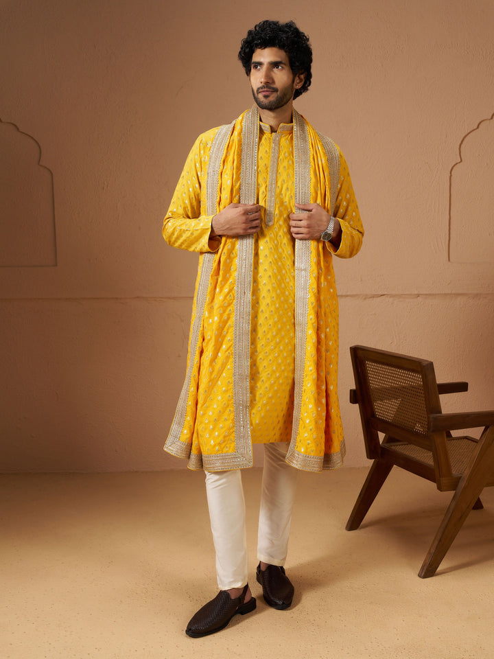 Men Yellow Rayon Kurta &amp; Pyjama with Dupatta Festive, Diwali Ethnic Wear