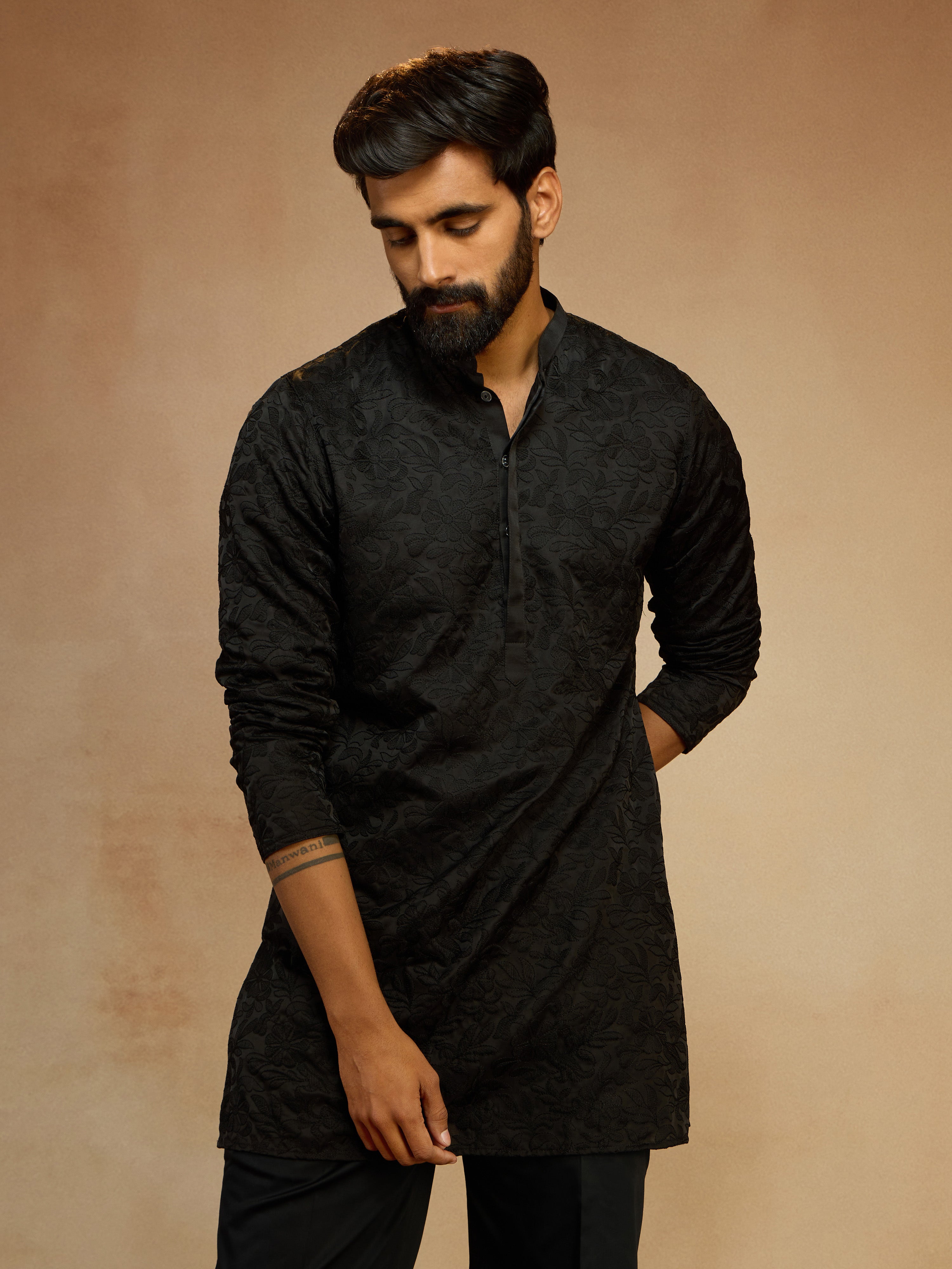 Men's Black Silk Thread Embroidered Floral Full Sleeve Long Kurta