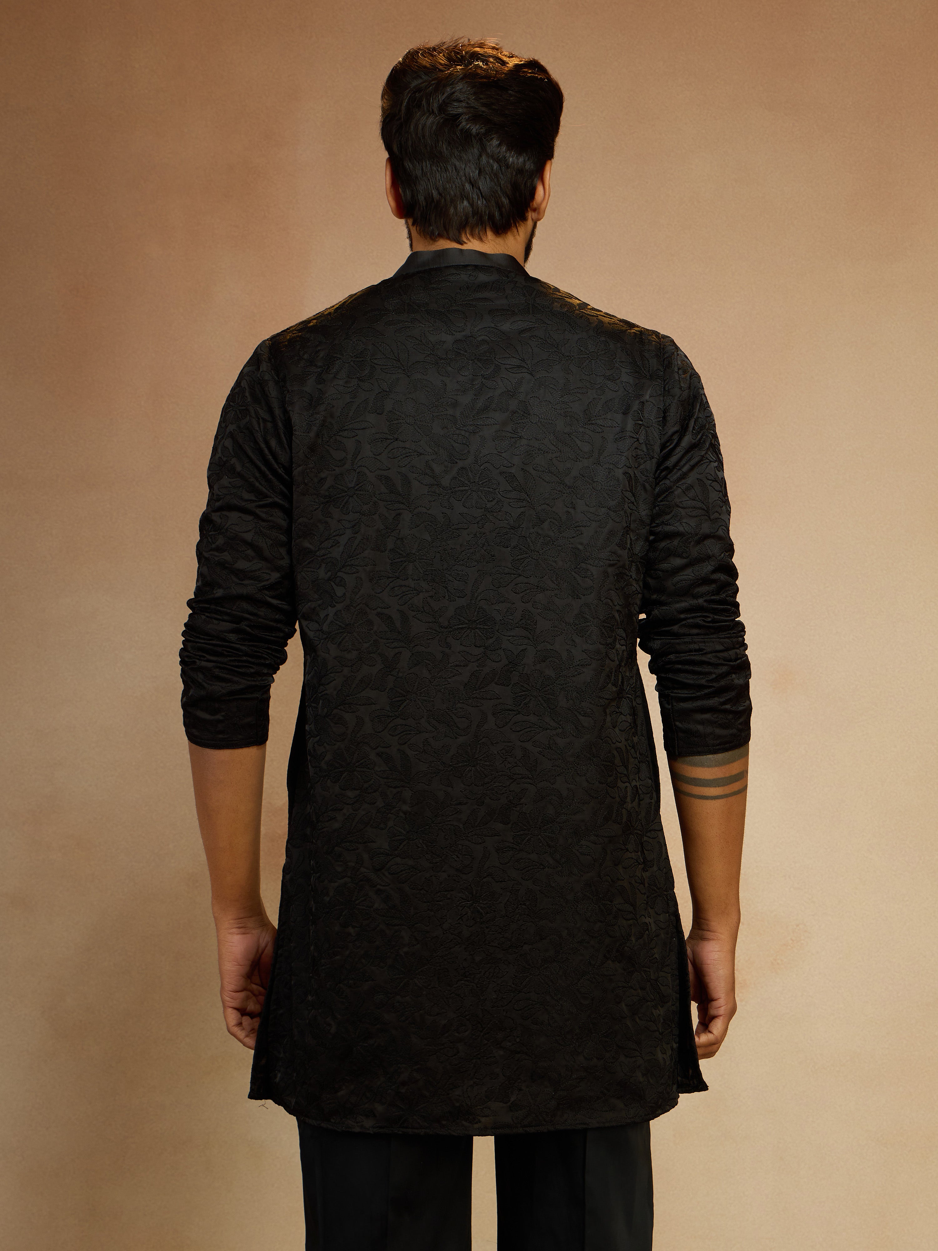 Men's Black Silk Thread Embroidered Floral Full Sleeve Long Kurta