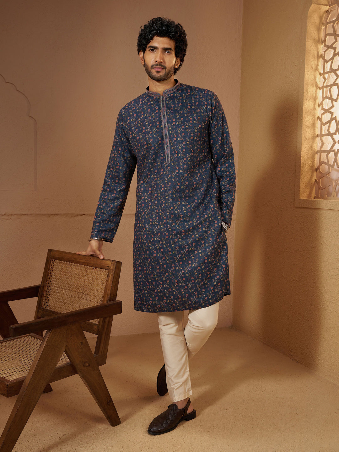 Men Navy Blue Cotton Blend Kurta With Pyjama Wedding, Summer Ease, Summer / Casual, Casual, Navratri Ethnic Wear
