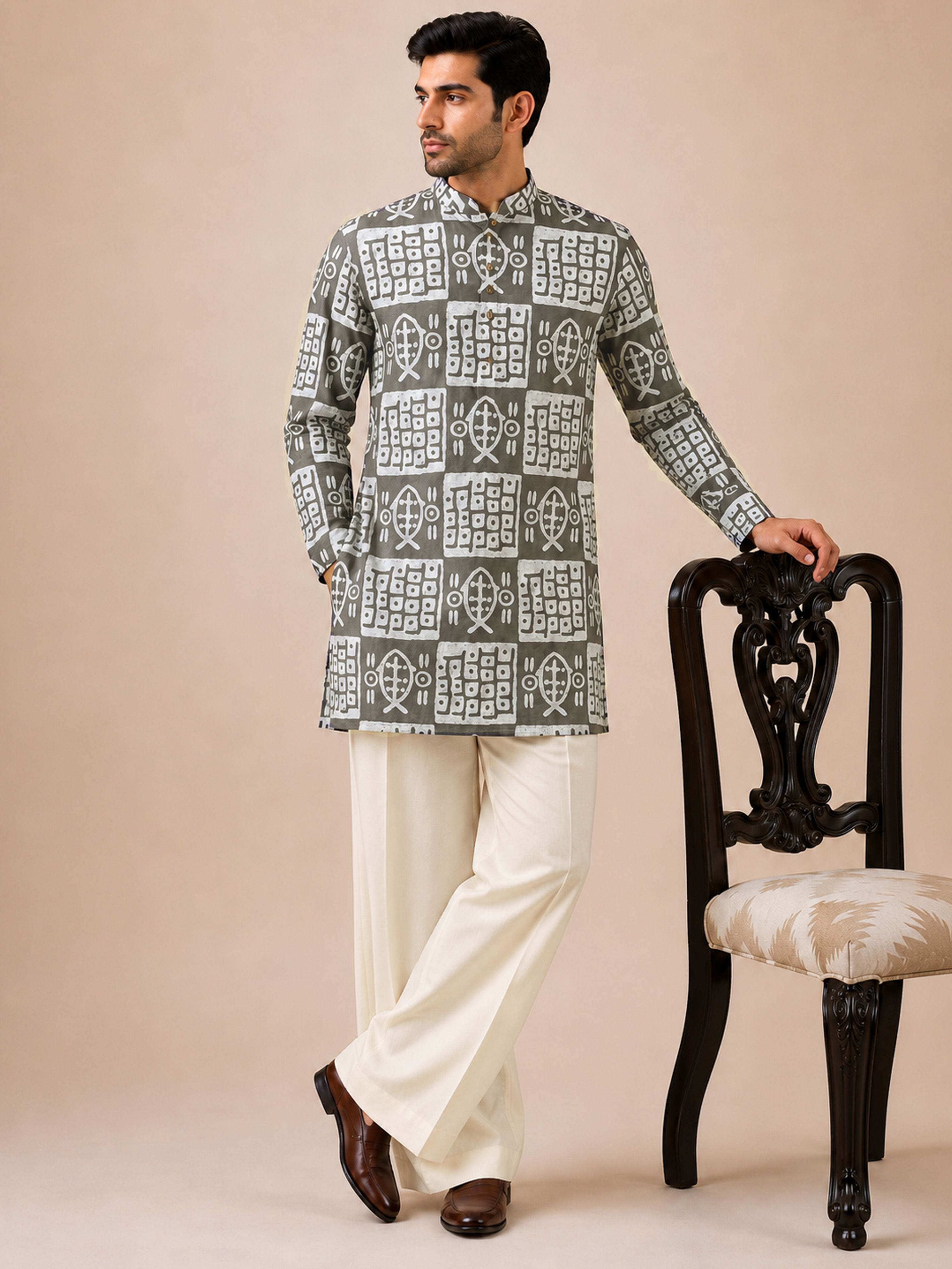 Men's Grey Woven Fabric Batik Thigh-Length Kurta