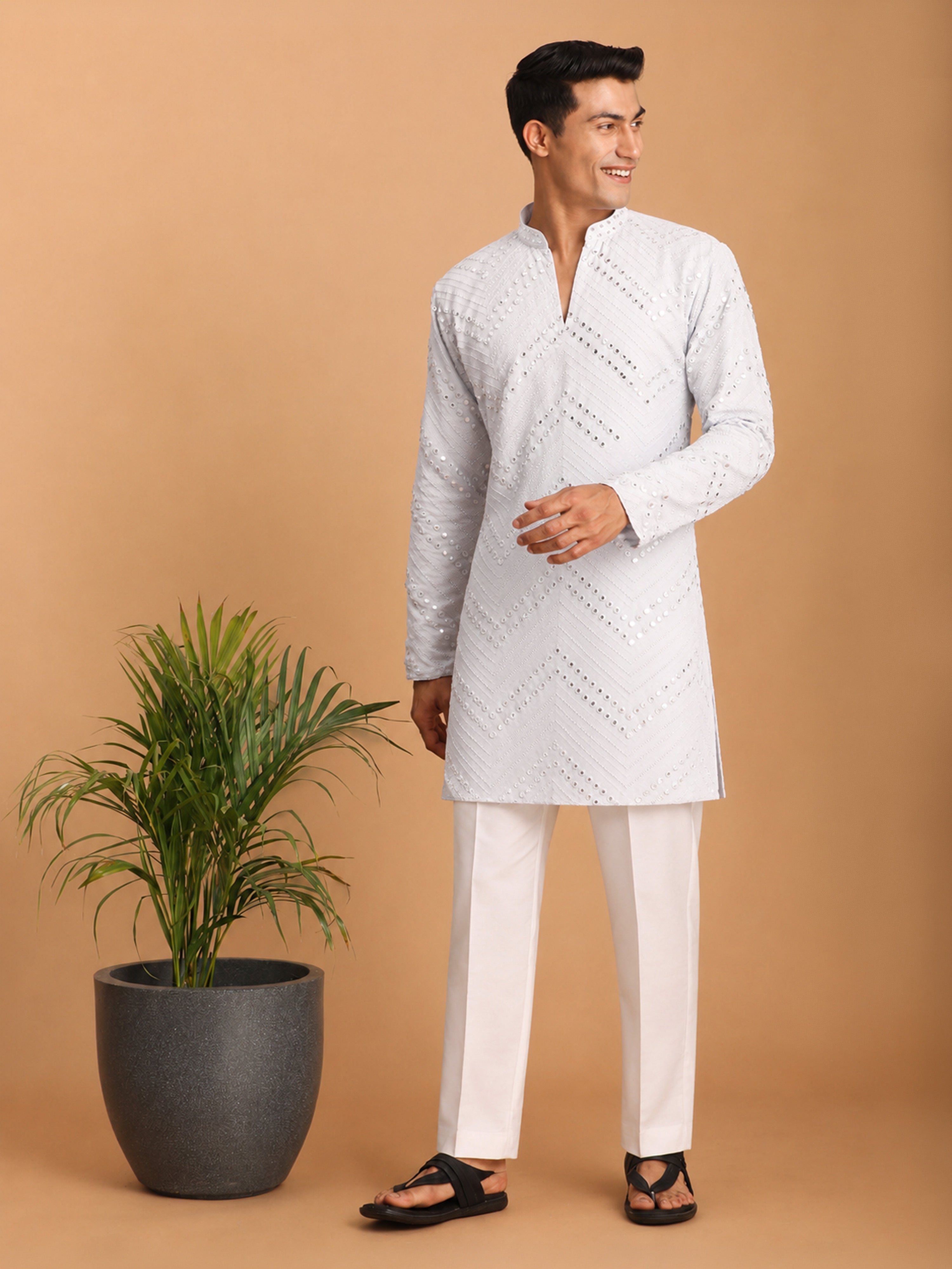 Men's White Georgette Geometry Thigh Length Kurta