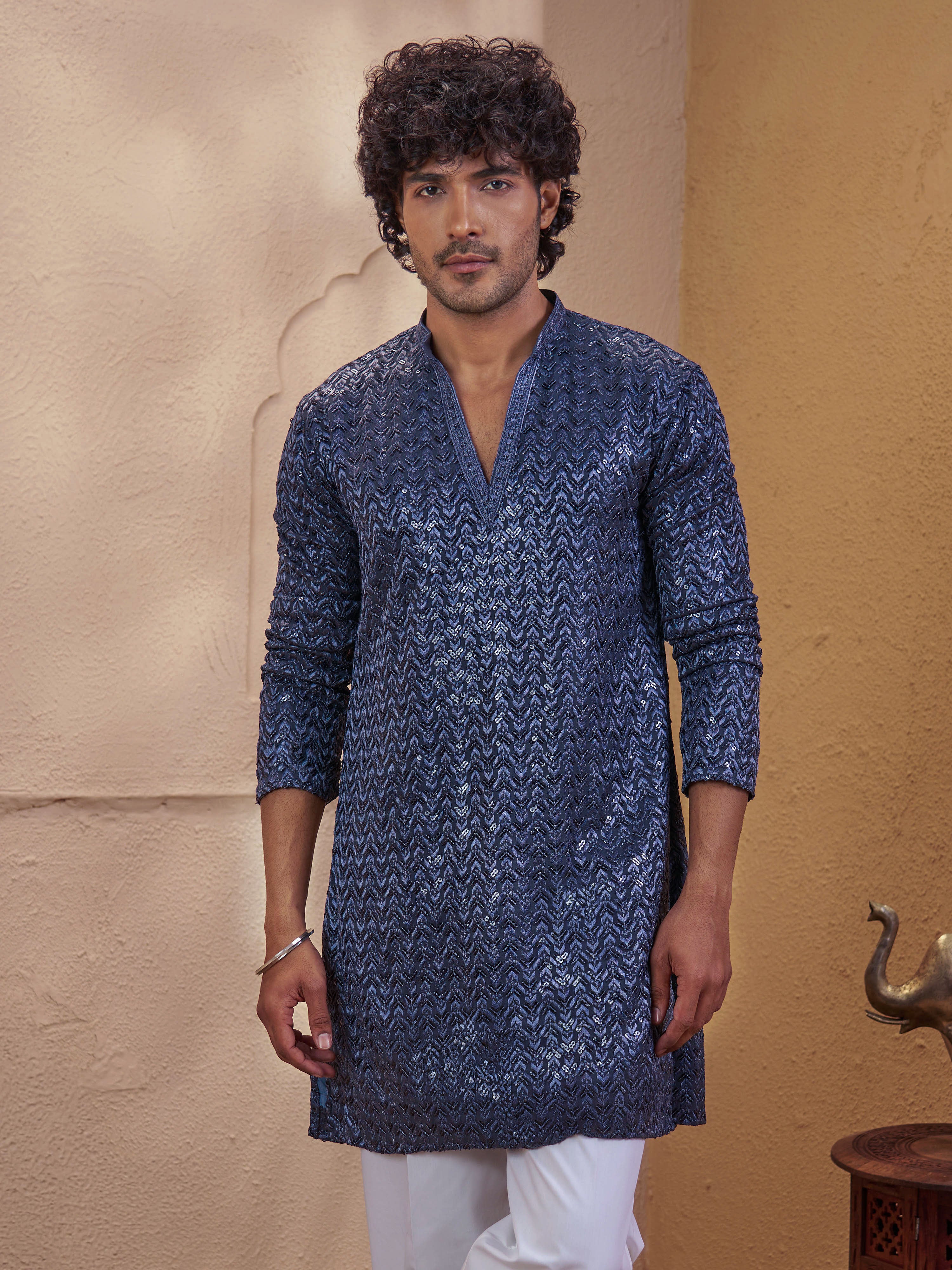 Vastramay Men Grey Rayon Sequin Embellished V-Neck Thigh Length Kurta