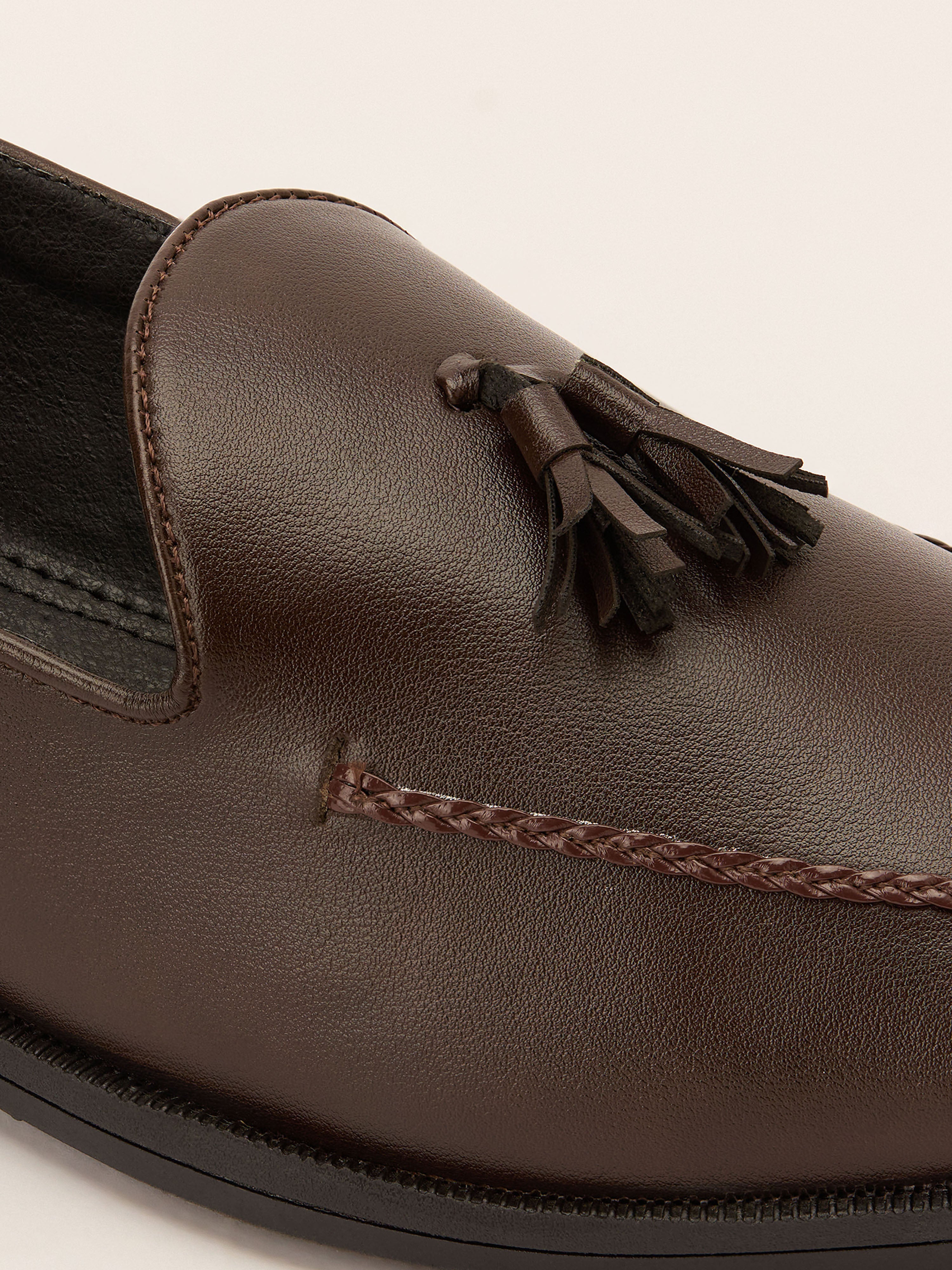 Men's Brown Tasselled Loafer | Synthetic Matte Finish | Twin Tassel Vamp | Airmix Sole | All Season