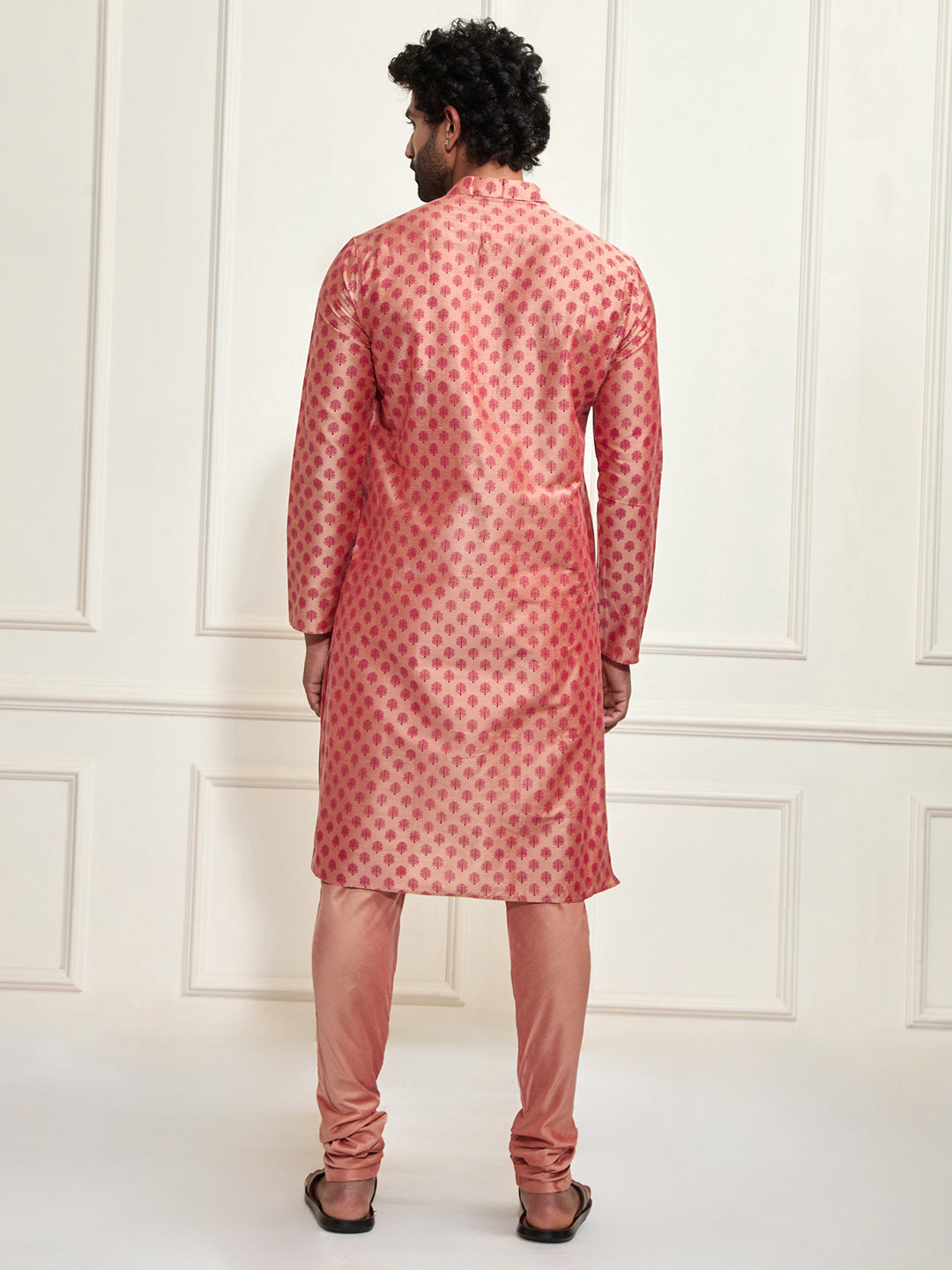 VASTRAMAY Men's Pink Cotton Silk Blend Kurta