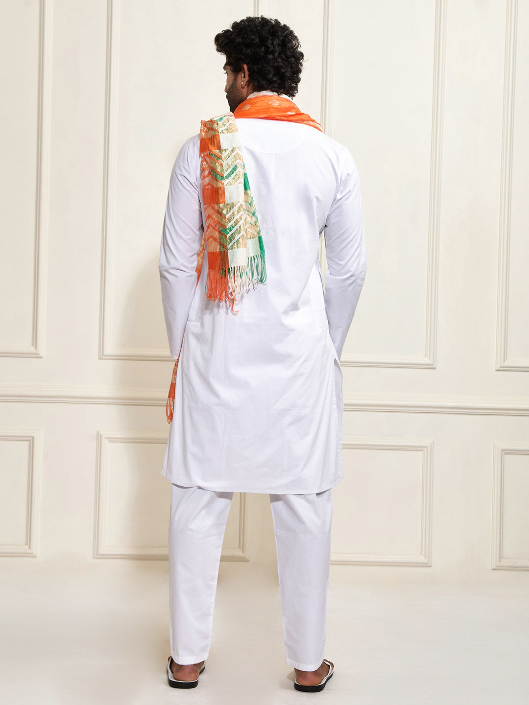 Men's White Cotton Kurta And Pyjama And Dupatta Set