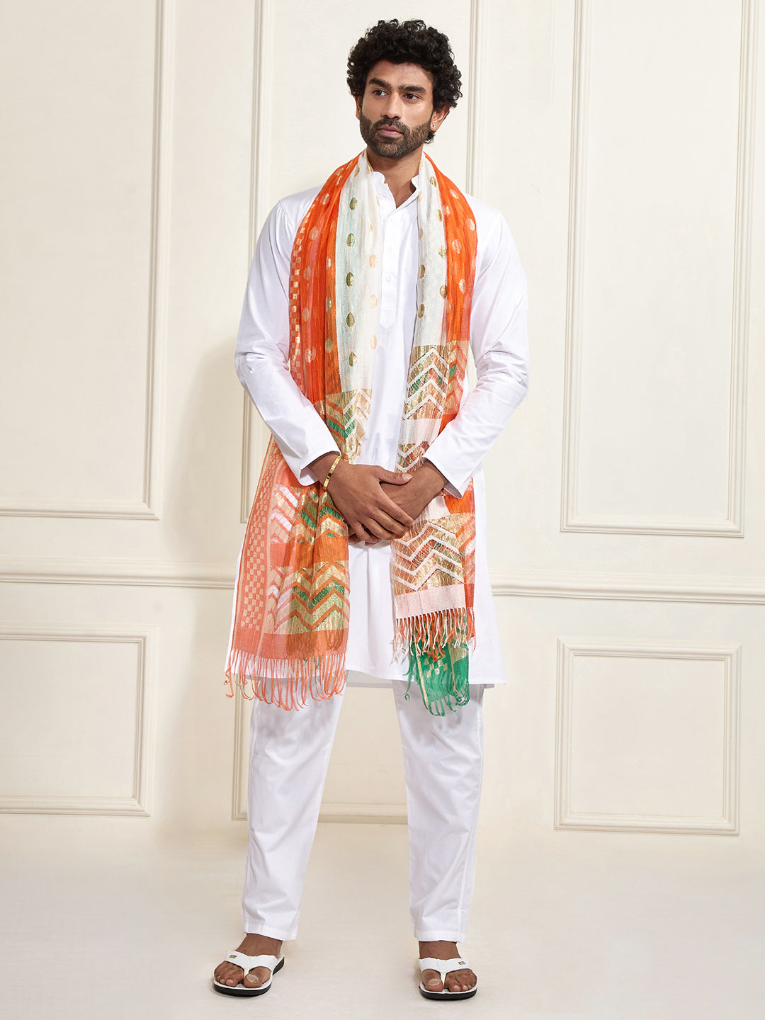 Men's White Cotton Kurta And Pyjama And Dupatta Set