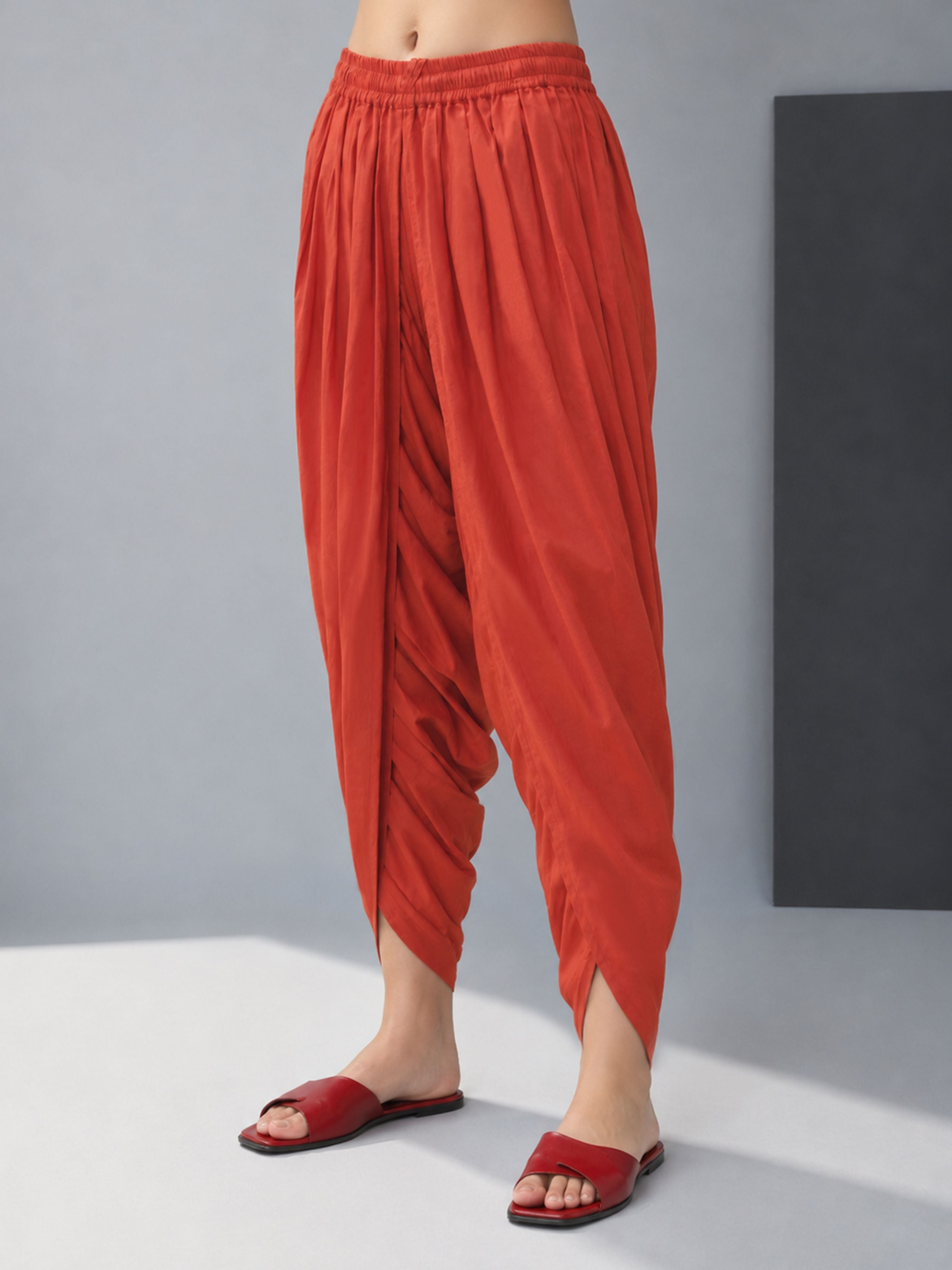 Women's Pink Cotton-Blend Solid Dhoti