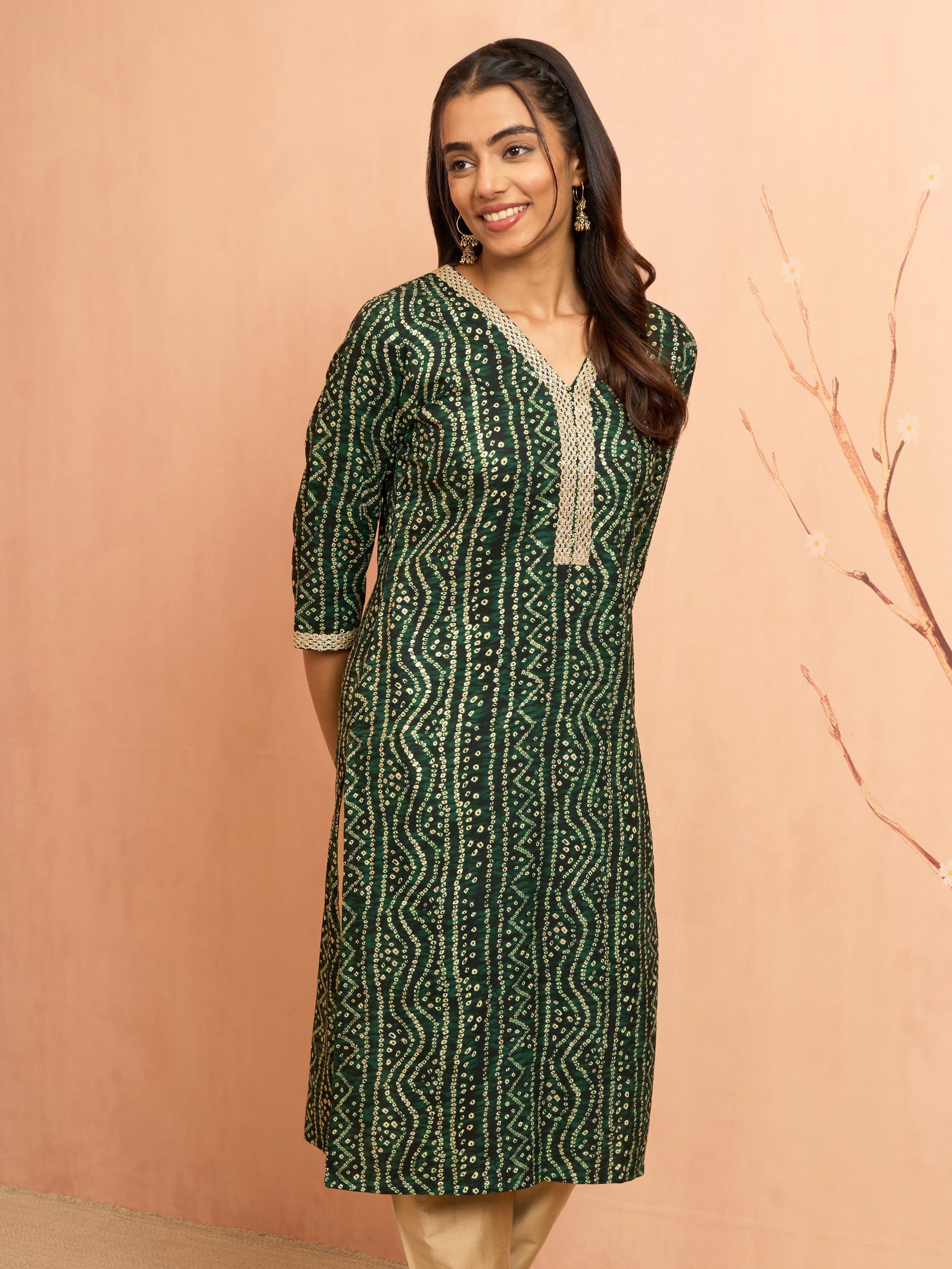 Women's Green Bandhani Foil Print Rayon Kurta