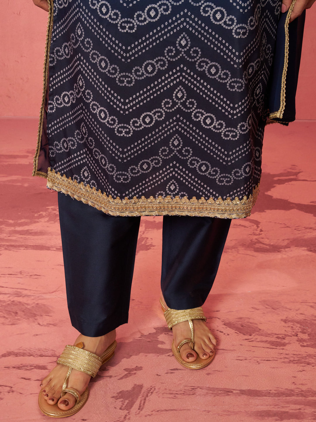 women’s kurti set