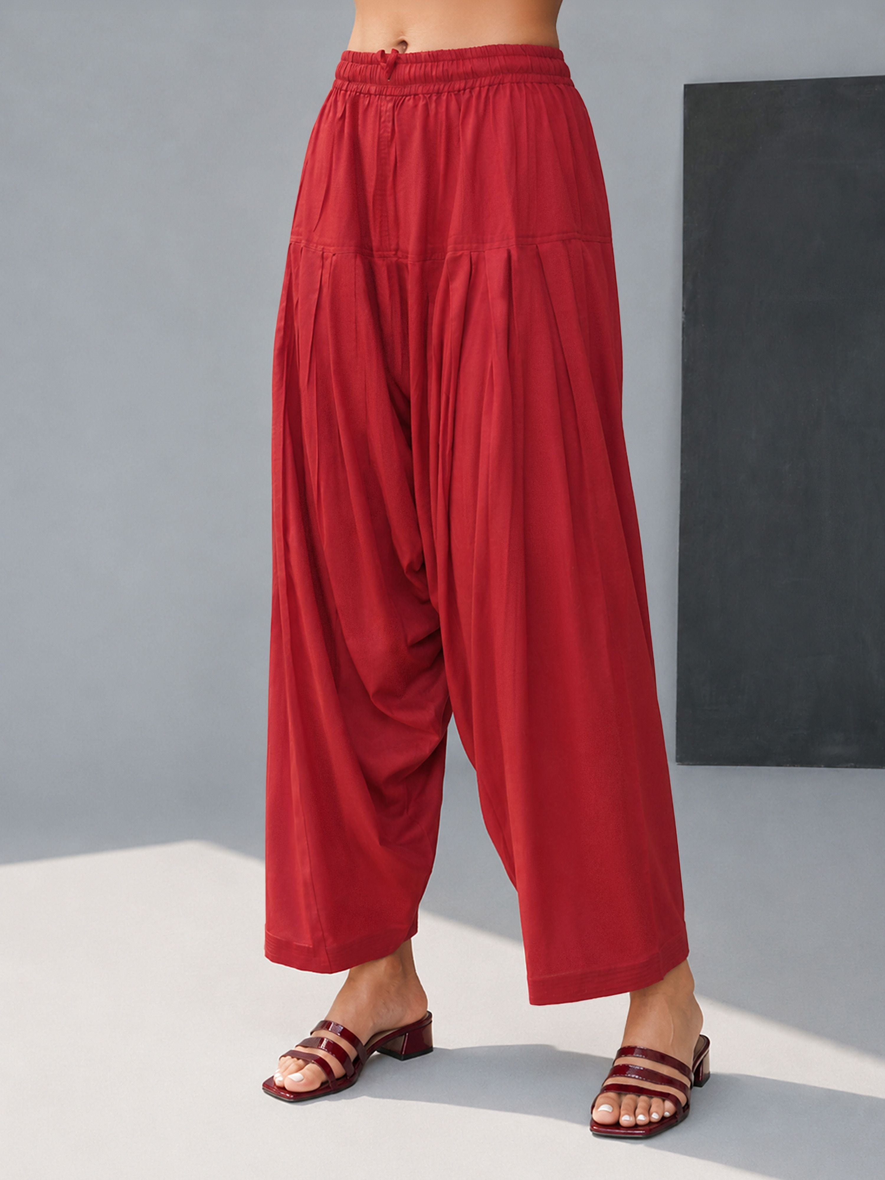 Women's Maroon Cambric Cotton Solid Patiyala