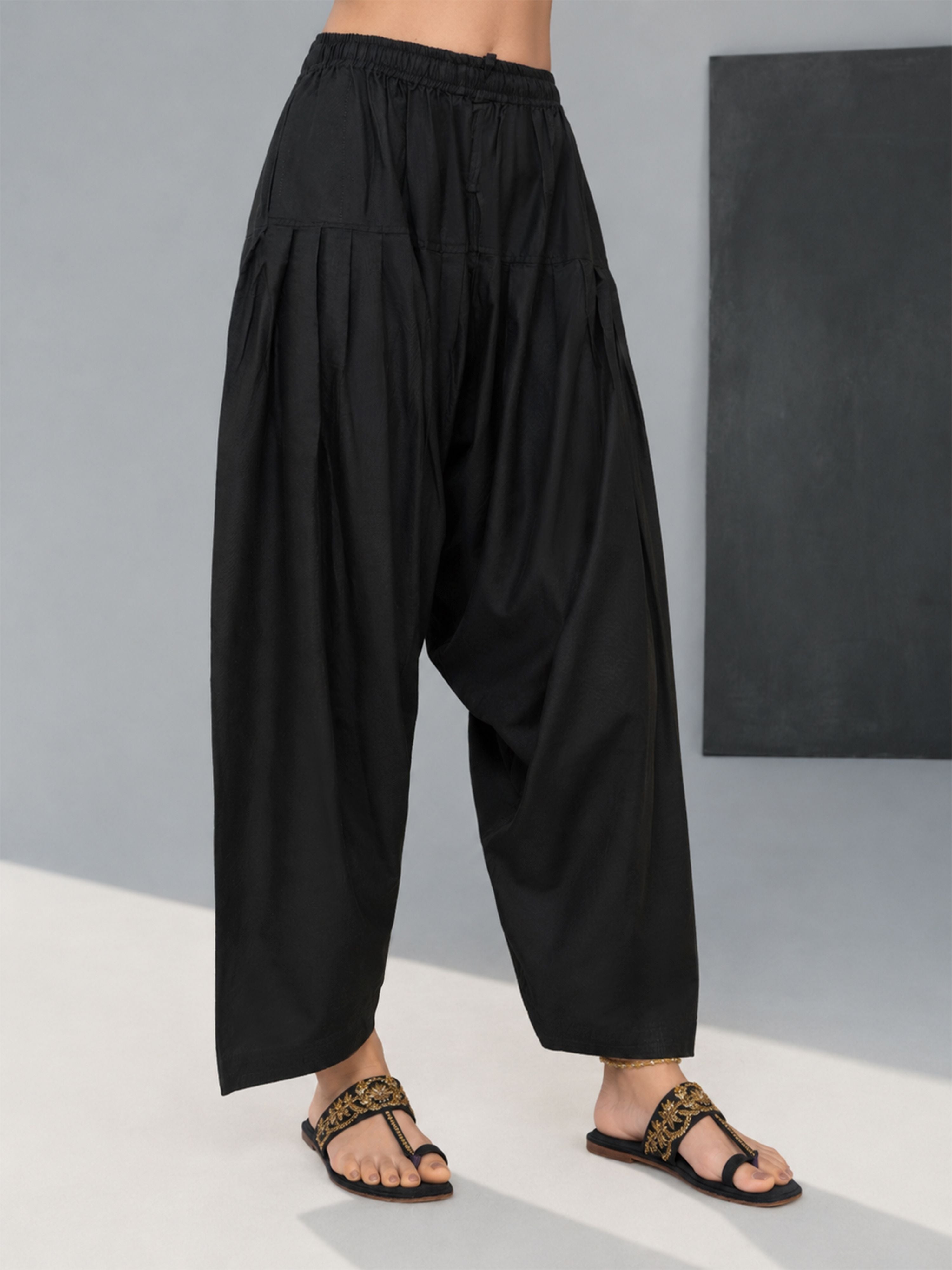 Women's Black Viscose Solid Patiyala