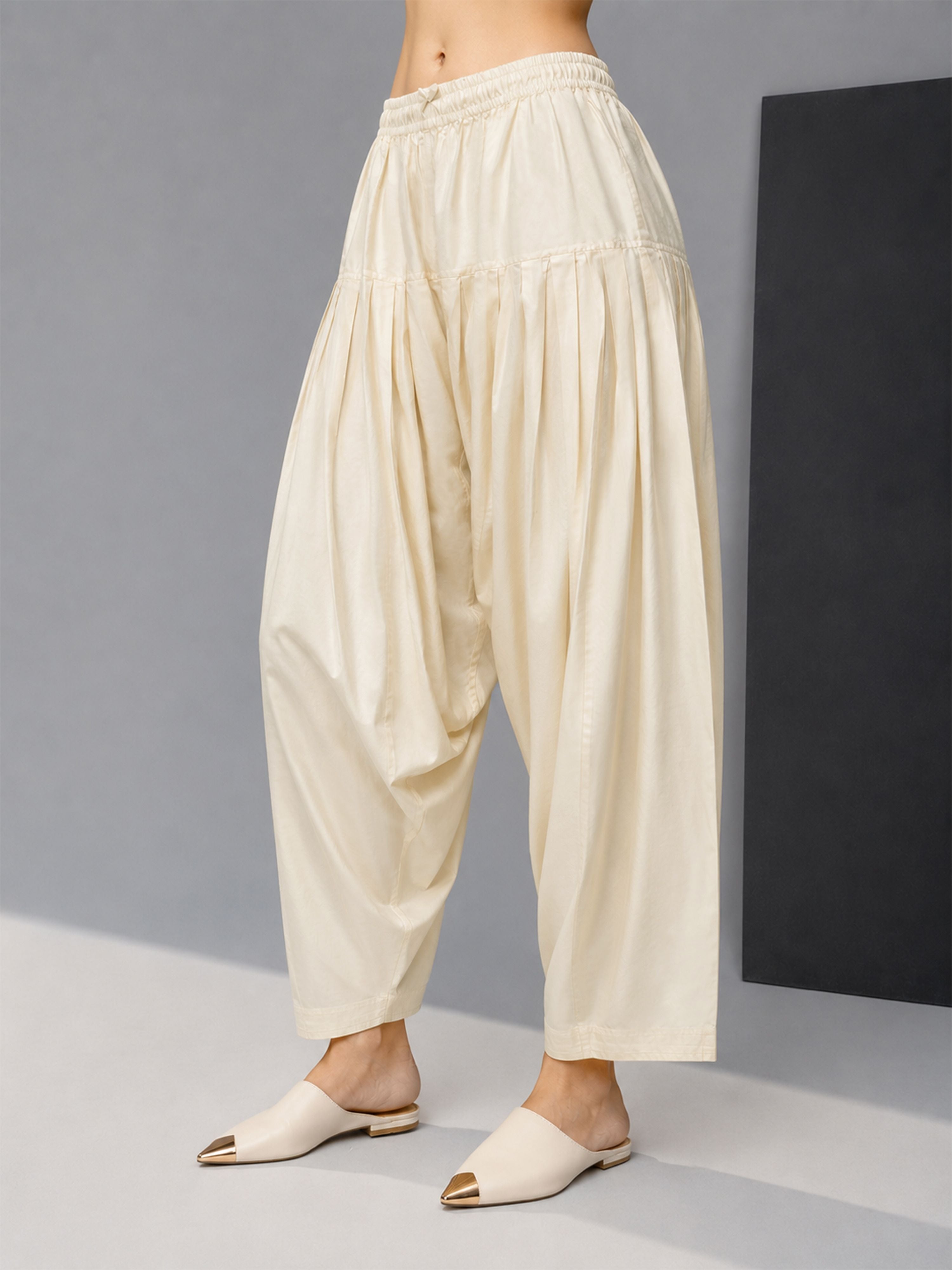 Women's Cream Viscose Solid Patiyala