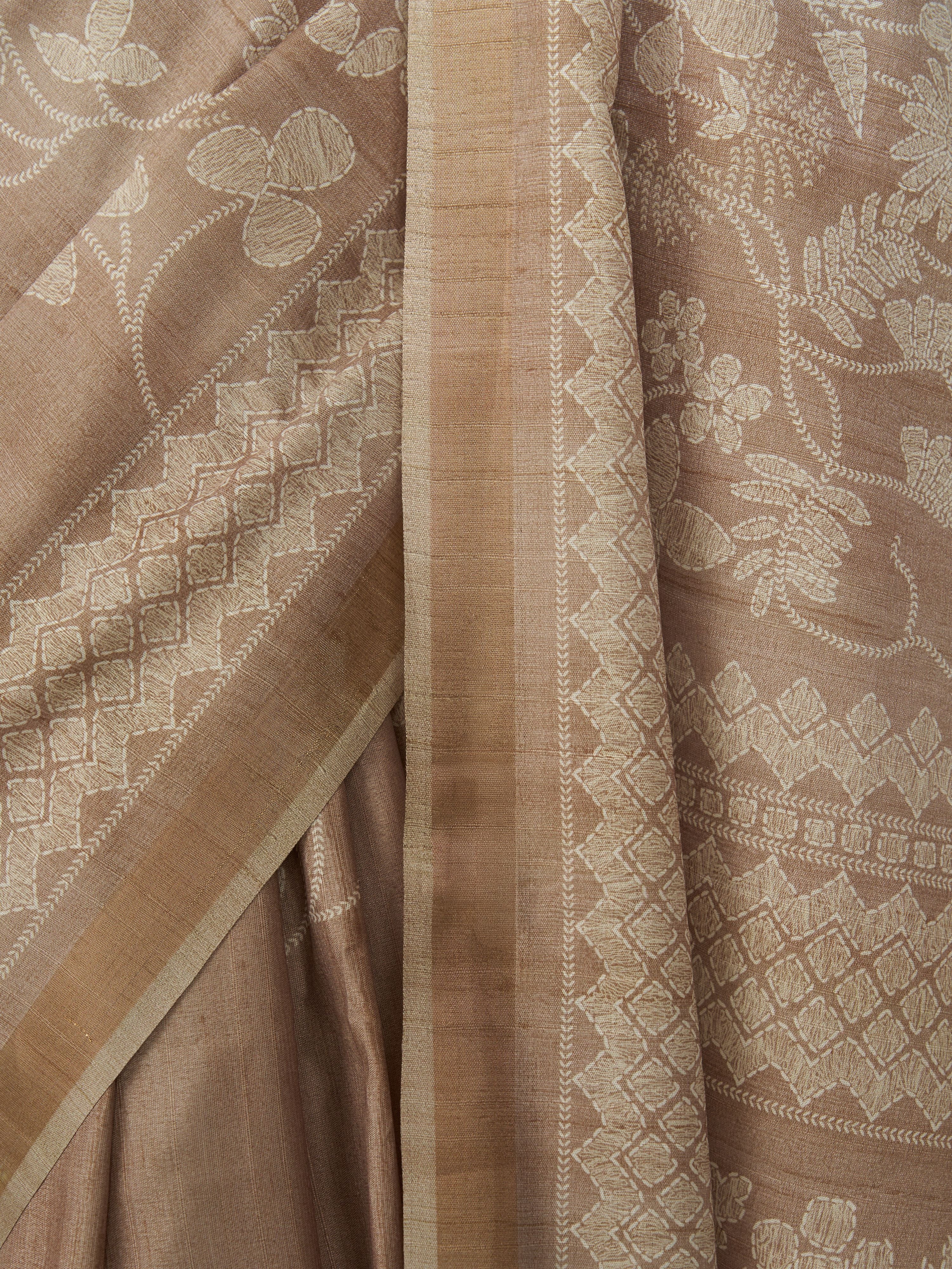 Women's Beige Silk-Blend Self Design Saree With Unstitched Blouse Piece