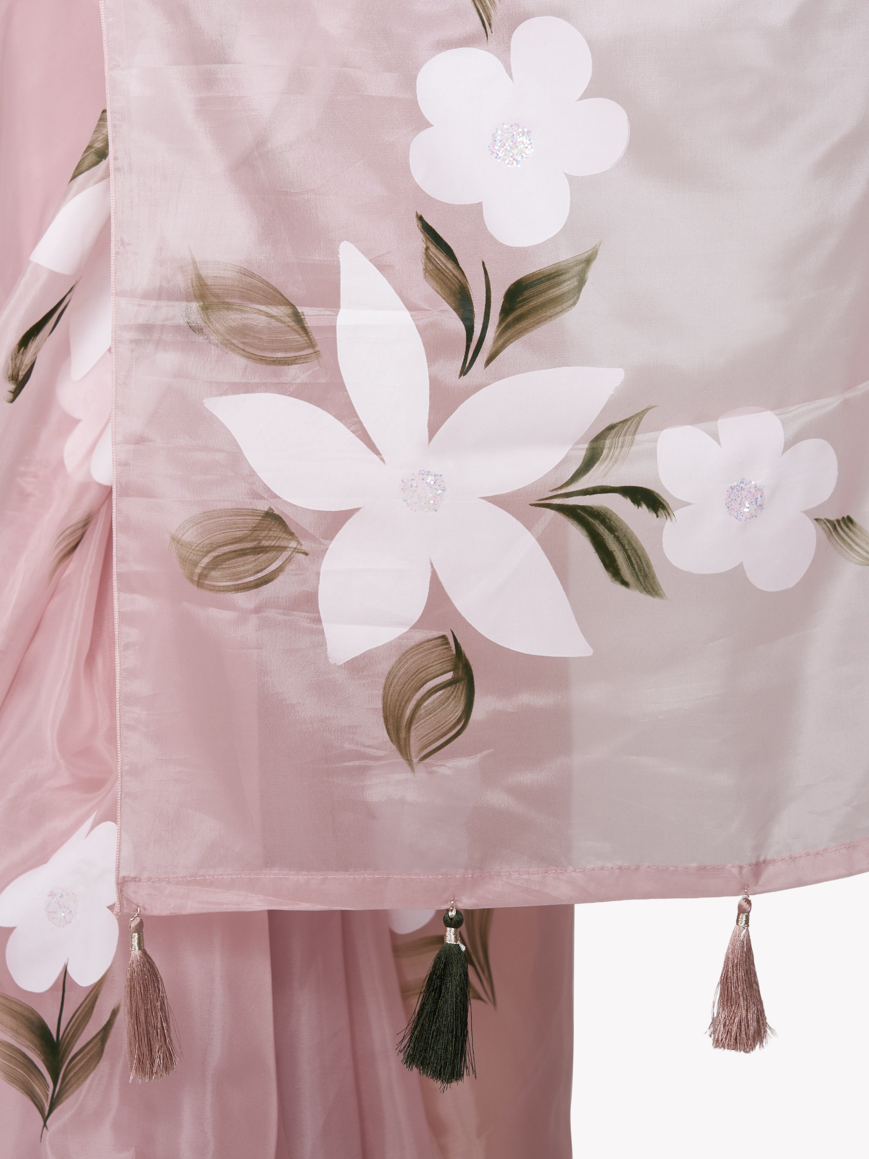 Women's Pink  Floral Saree with Unstitched Blouse Piece