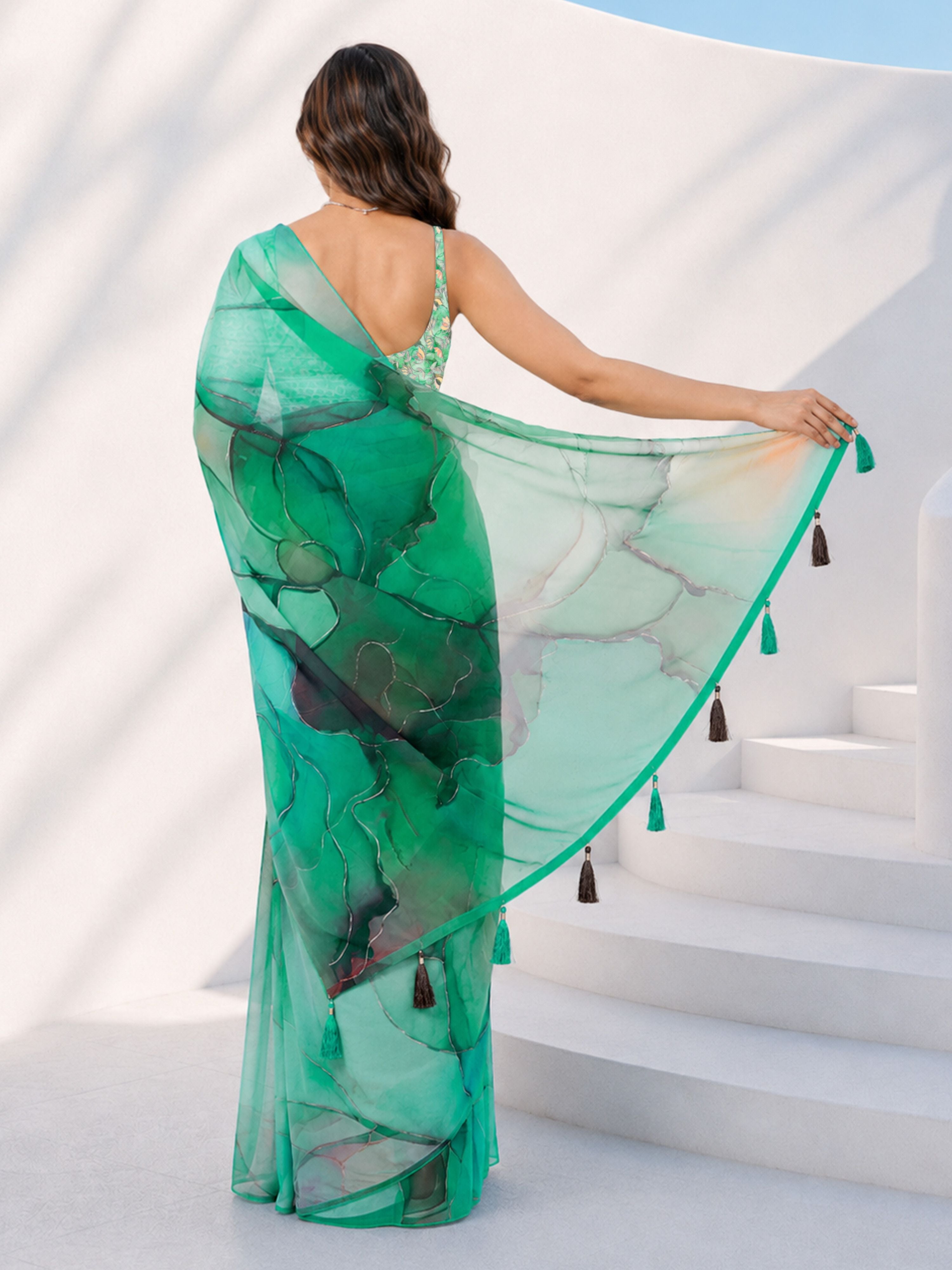 Women's Green Organza Abstract Saree With Unstitched Blouse Piece