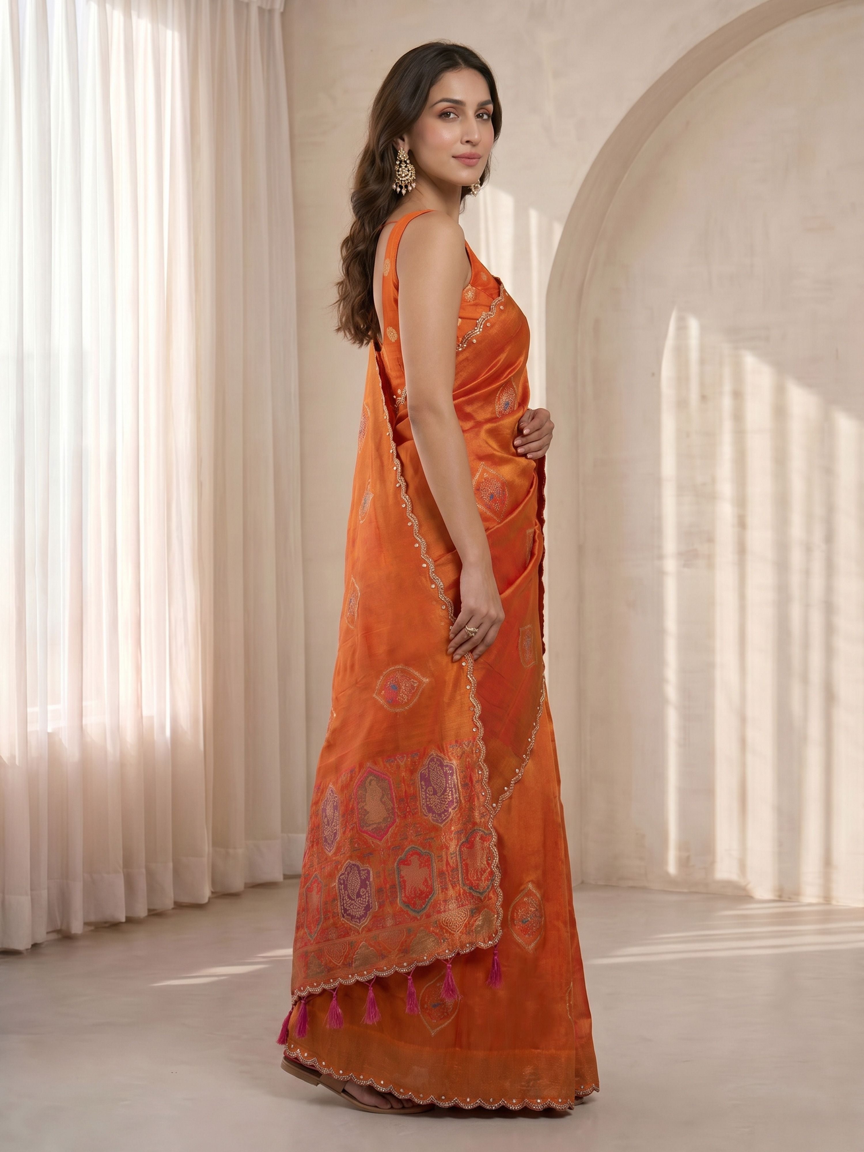 Women's Orange Jacquard Ethnic Motifs Saree With Unstitched Blouse Piece