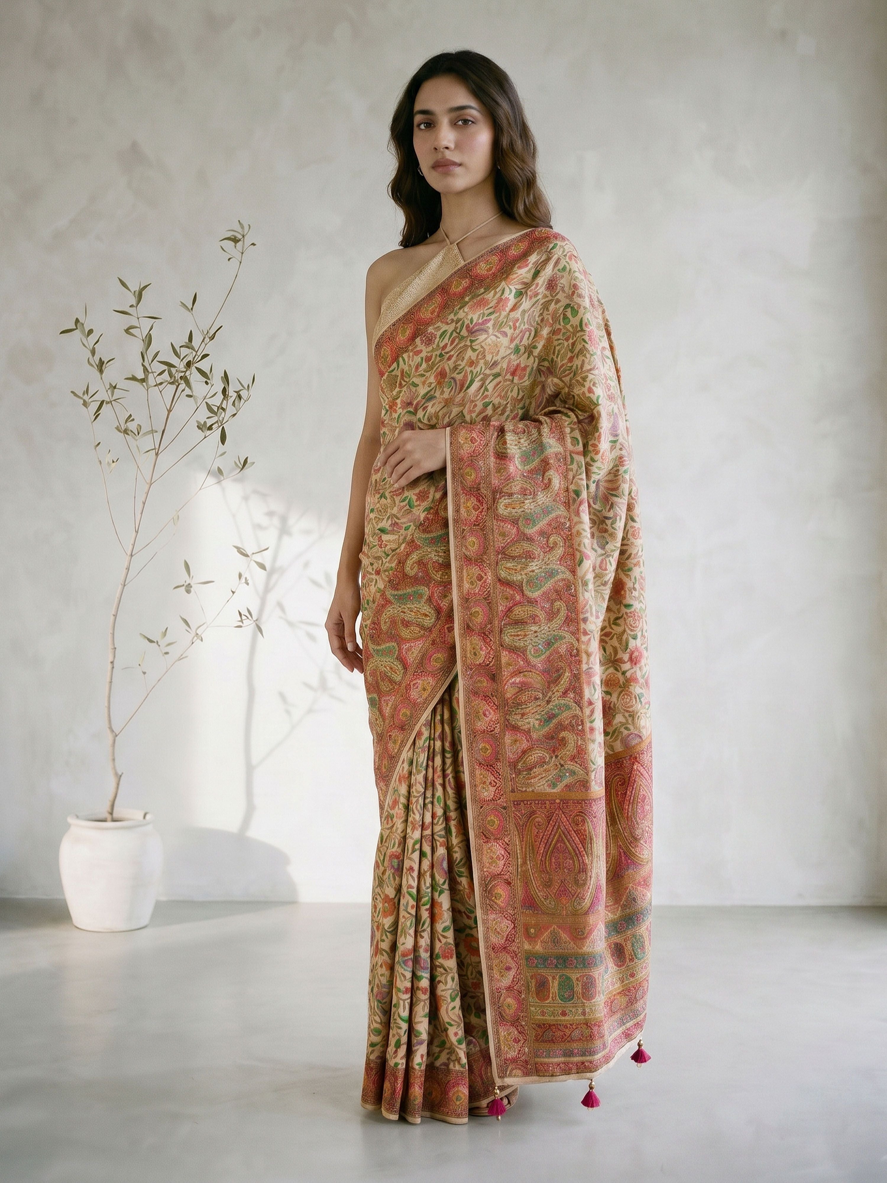 Women's Multicolor Cotton-Silk Floral Print Saree With Unstitched Blouse Piece
