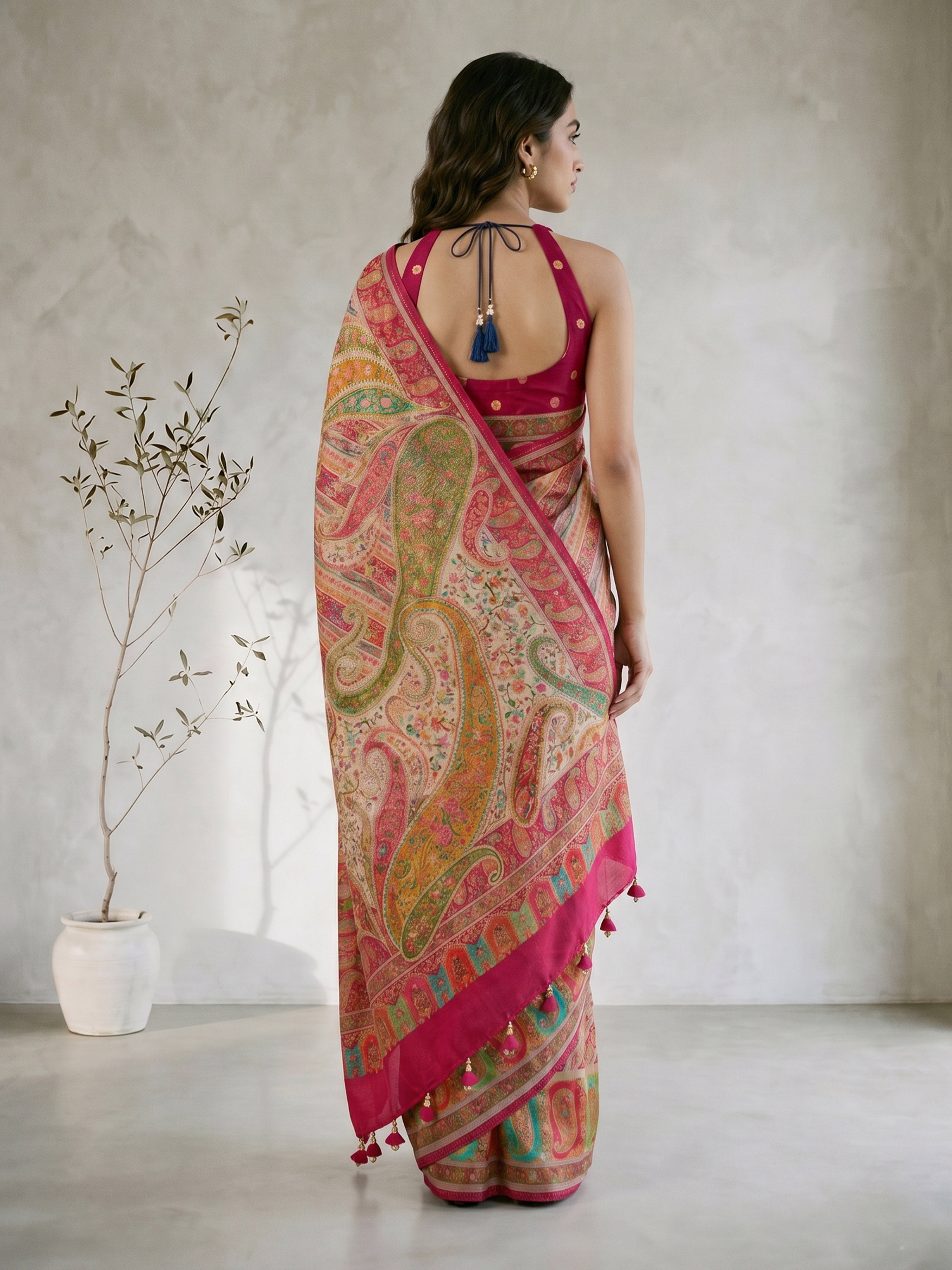 Women's Multicolor Synthetic Ethnic Motifs Saree With Unstitched Blouse Piece