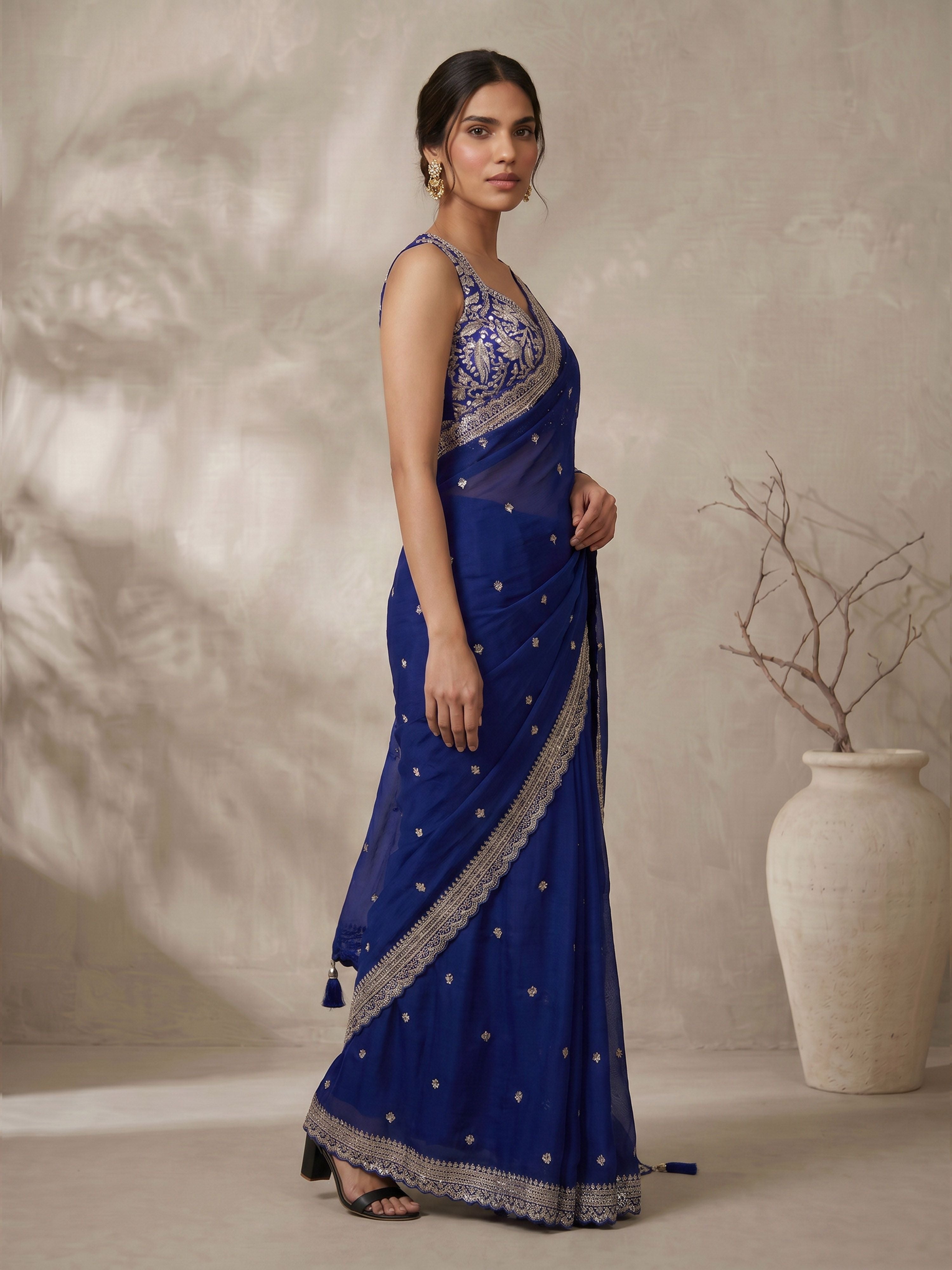 Women's Blue Synthetic Ethnic Motifs Saree With Ready Blouse