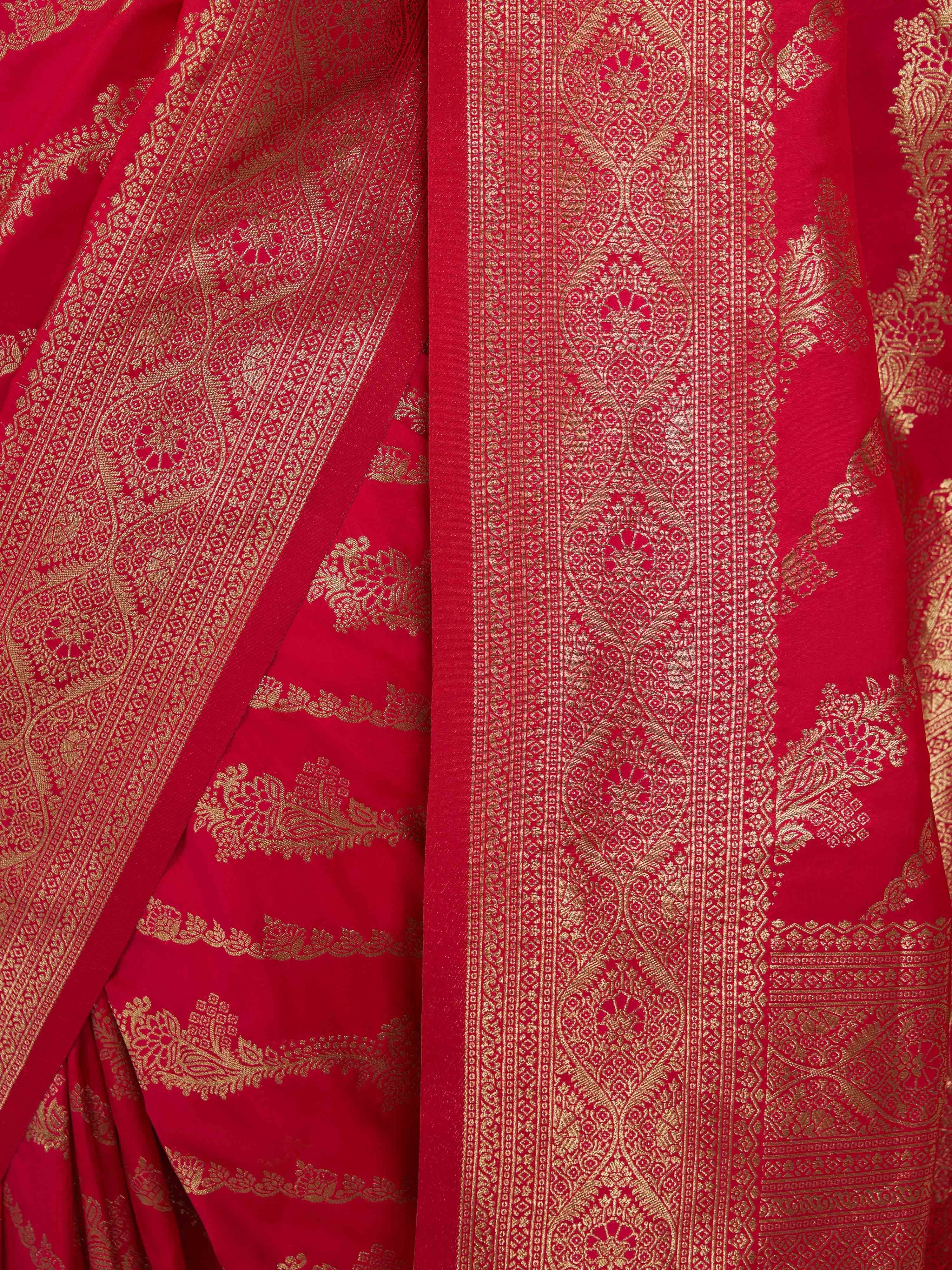 Women's Fuchsia Cotton-Silk Ethnic Motifs Saree With Unstitched Blouse Piece