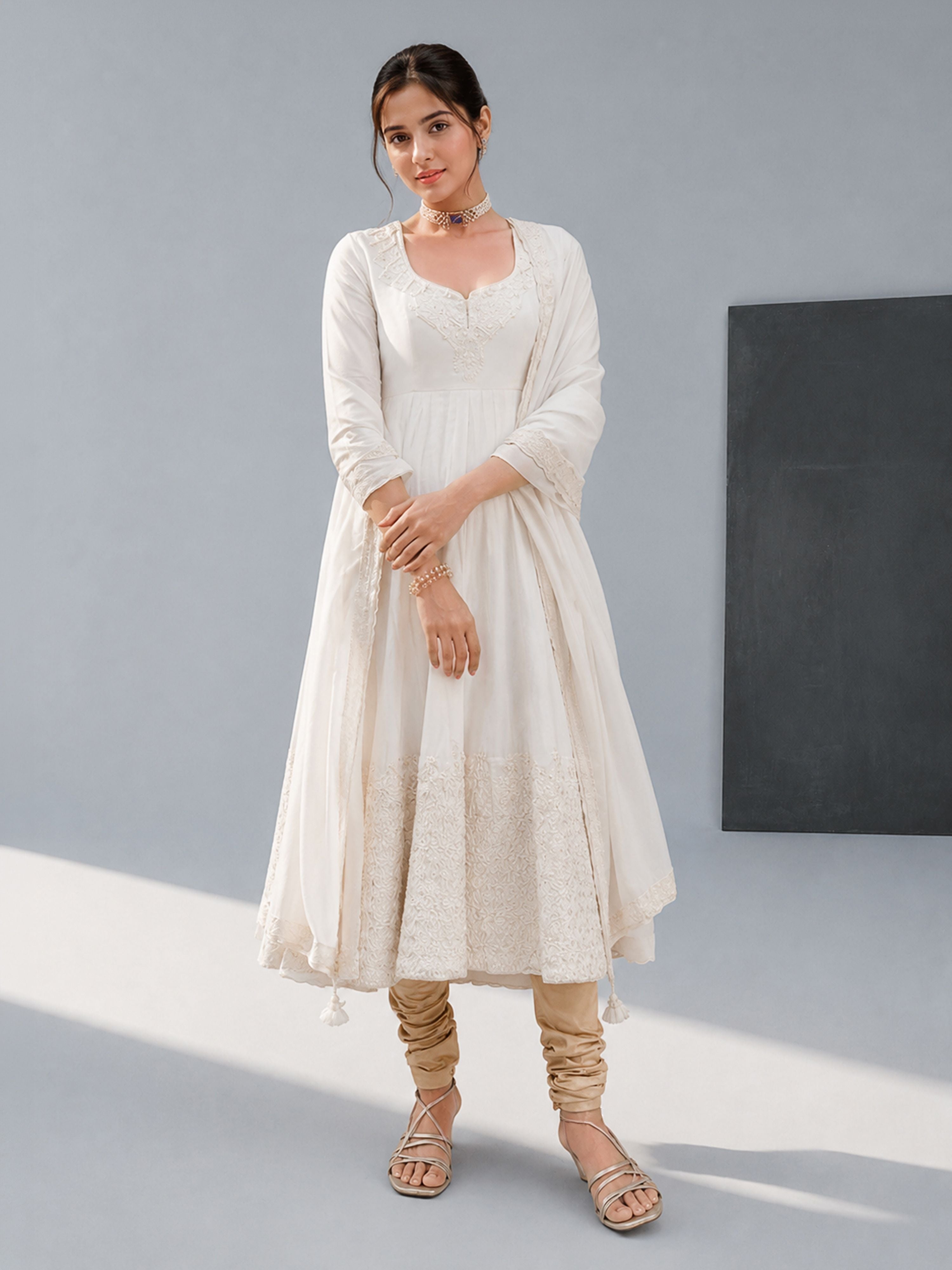 Women's Beige Viscose Solid Churidar