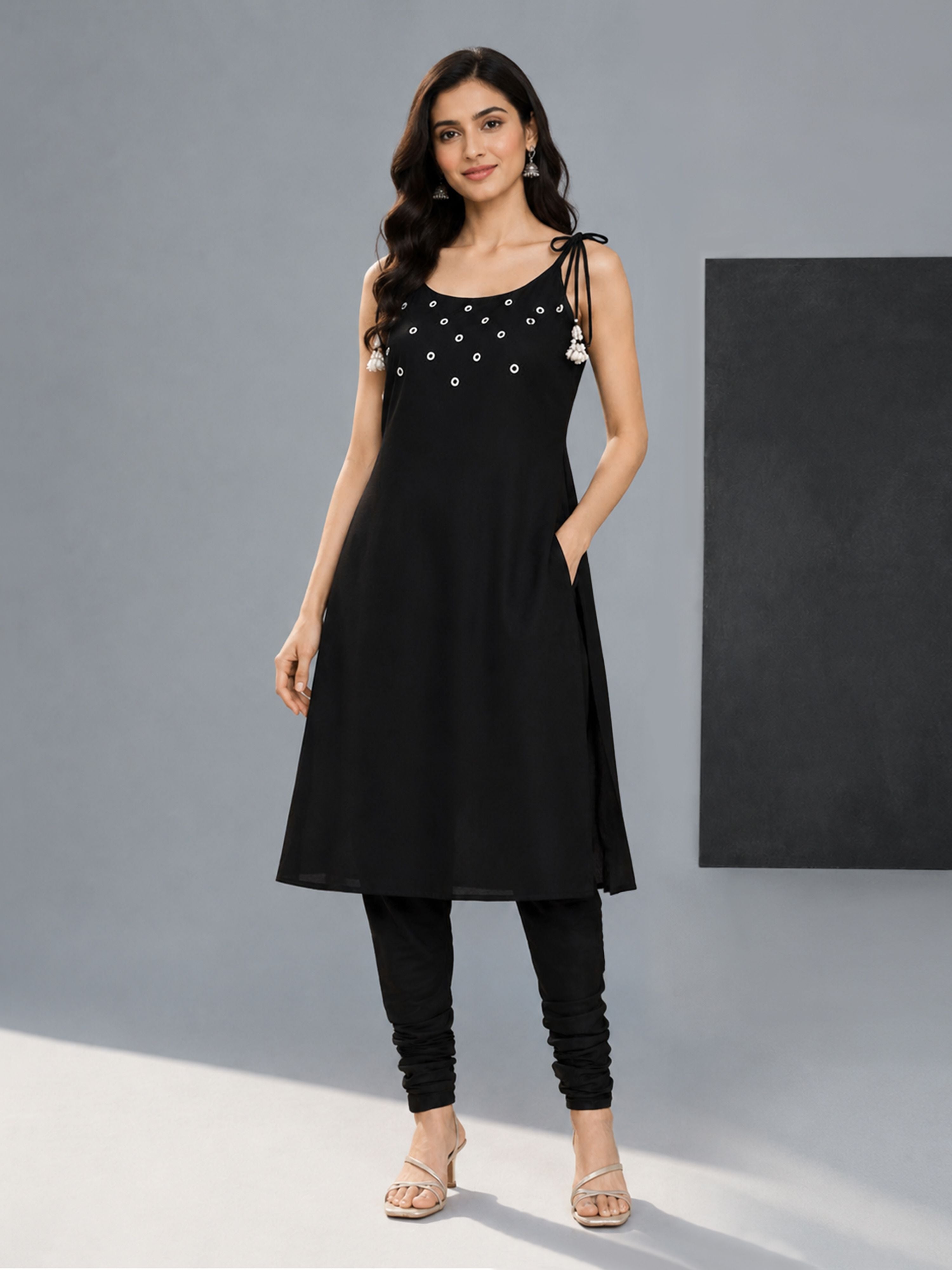 Women's Black Viscose Solid Churidar