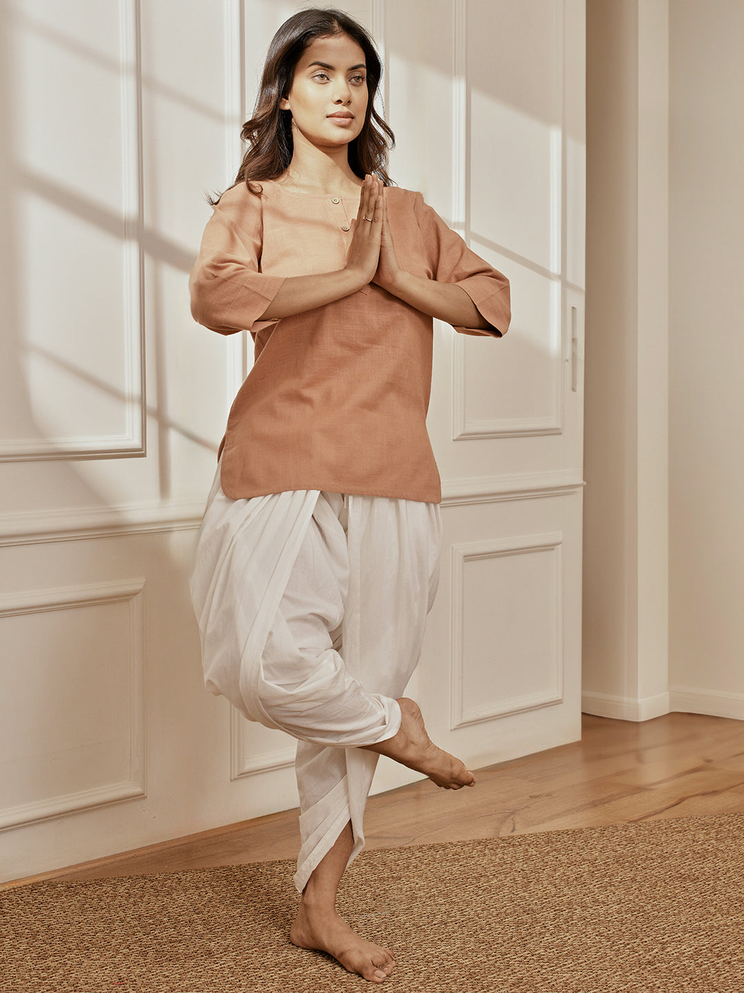 Women Rose Pink Cotton Linen Round Neck Yoga Kurta