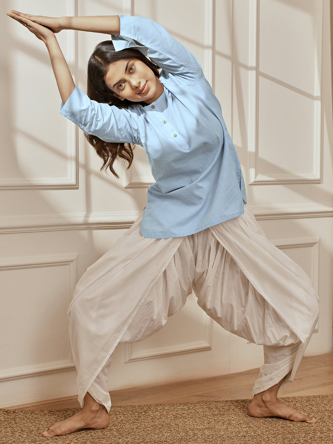 Women Aqua Cambric Cotton Round Neck Yoga Kurta