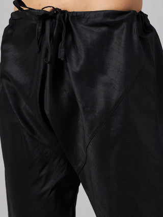 VM By VASTRAMAY Men's Maroon Jacket With Black Solid Silk Blend Kurta and Pyjama Set