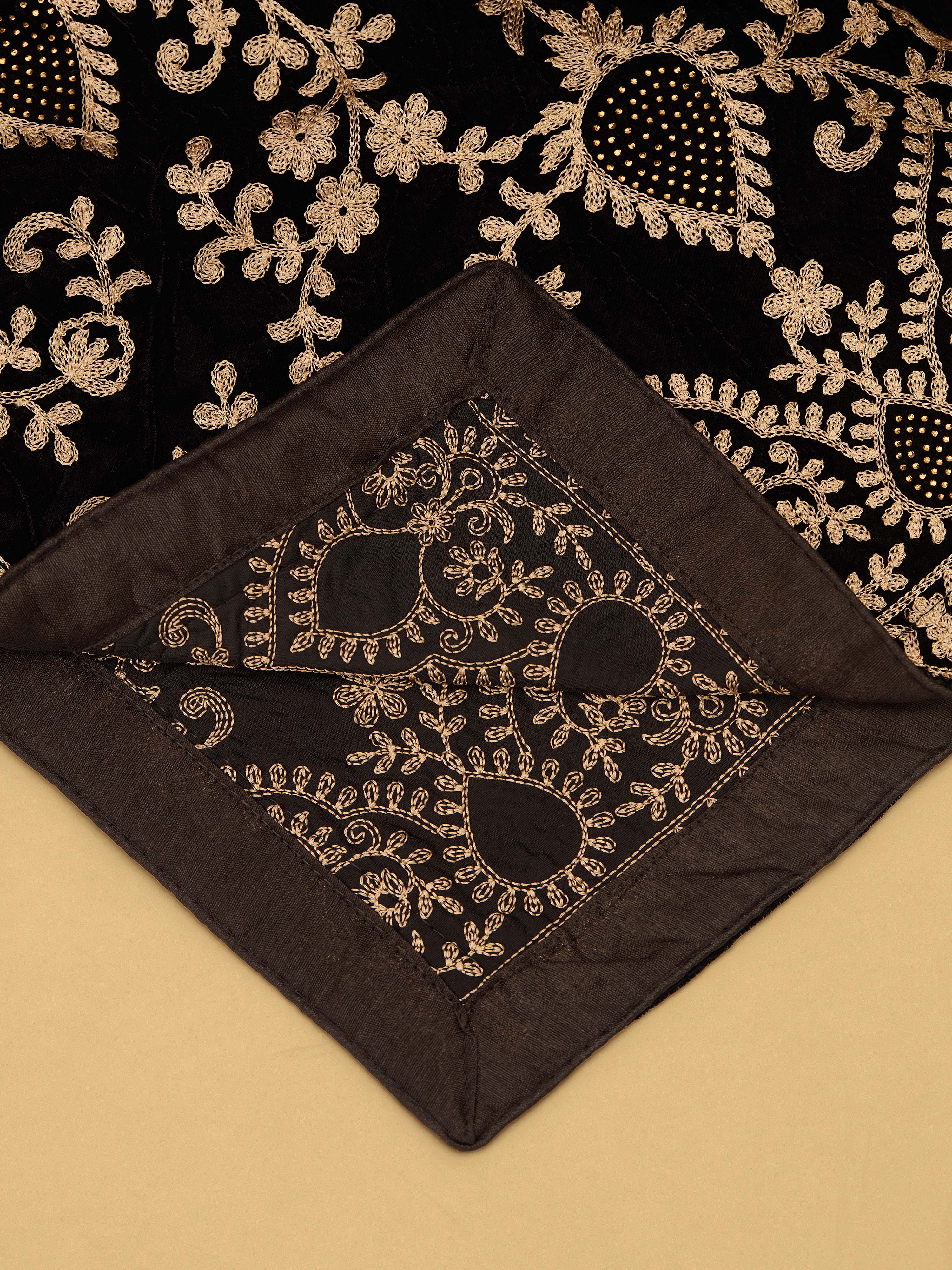 Men Black Floral Zari Work Undetermined Dupatta