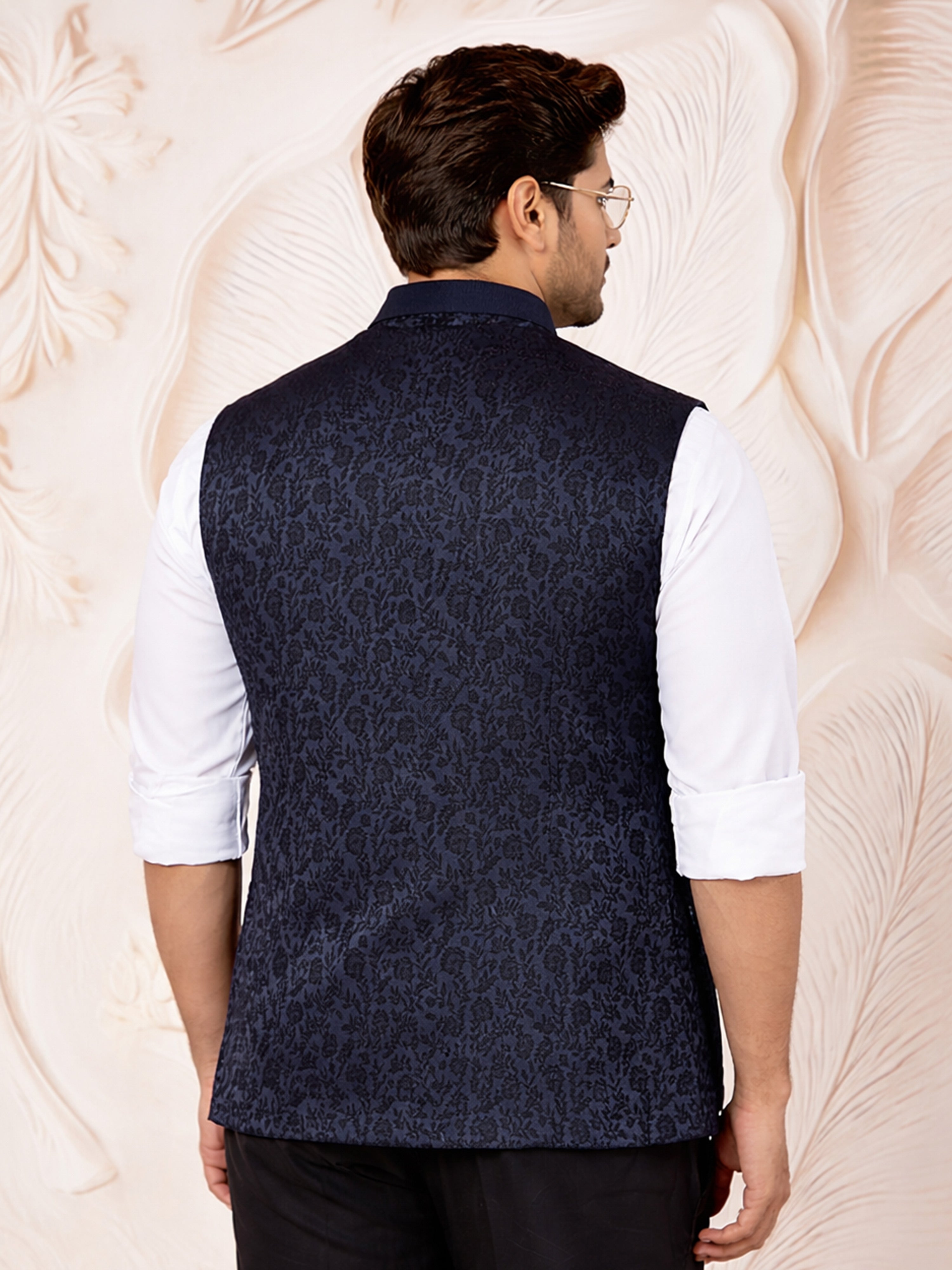 Men's Navy Blue Silk Blend Geometry Regular Nehru Jacket