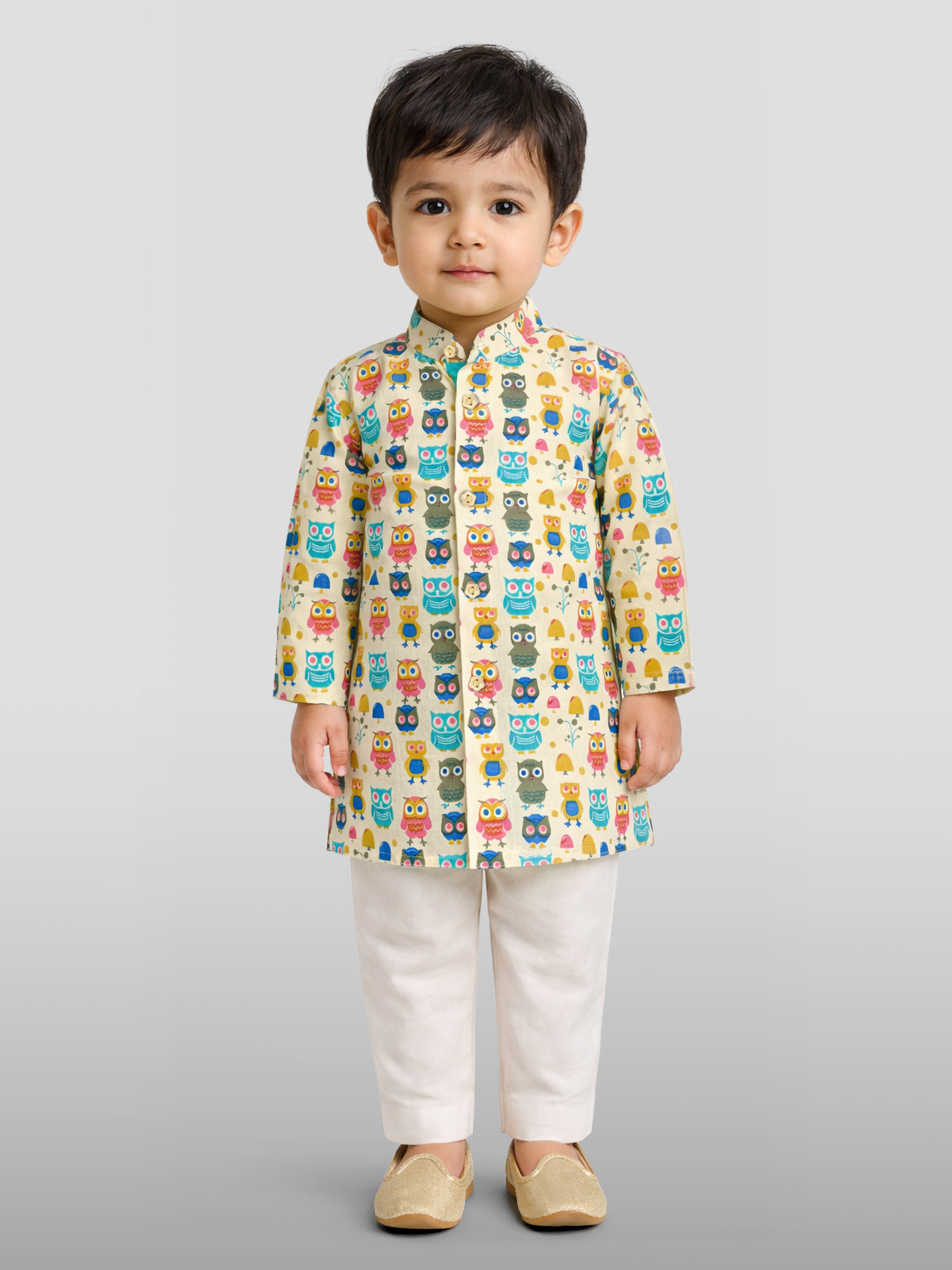Baby Boys White base multicolor Pure Cotton Animal Print Kurta Pyjama Set