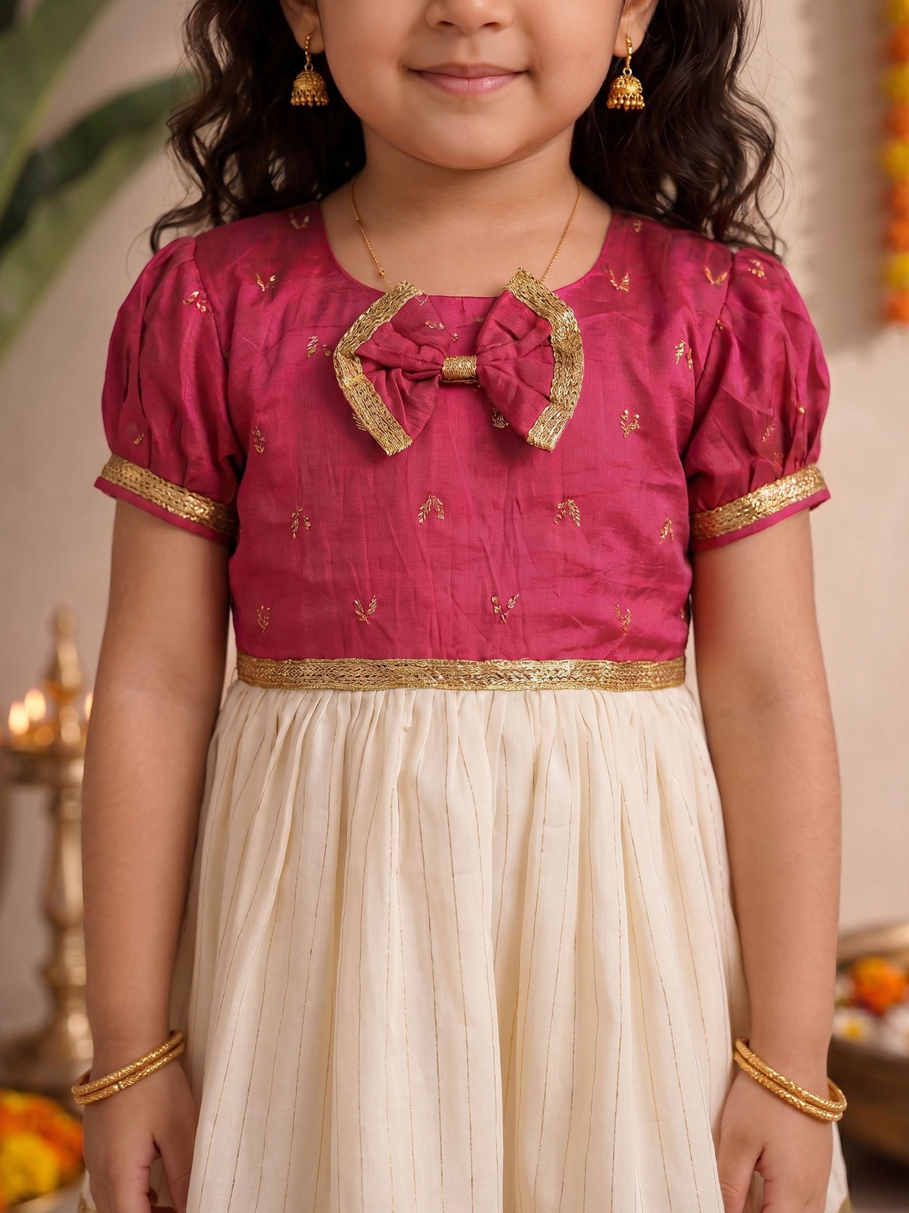 Girls's Pink Chanderi Embroidered Thigh Length Dress