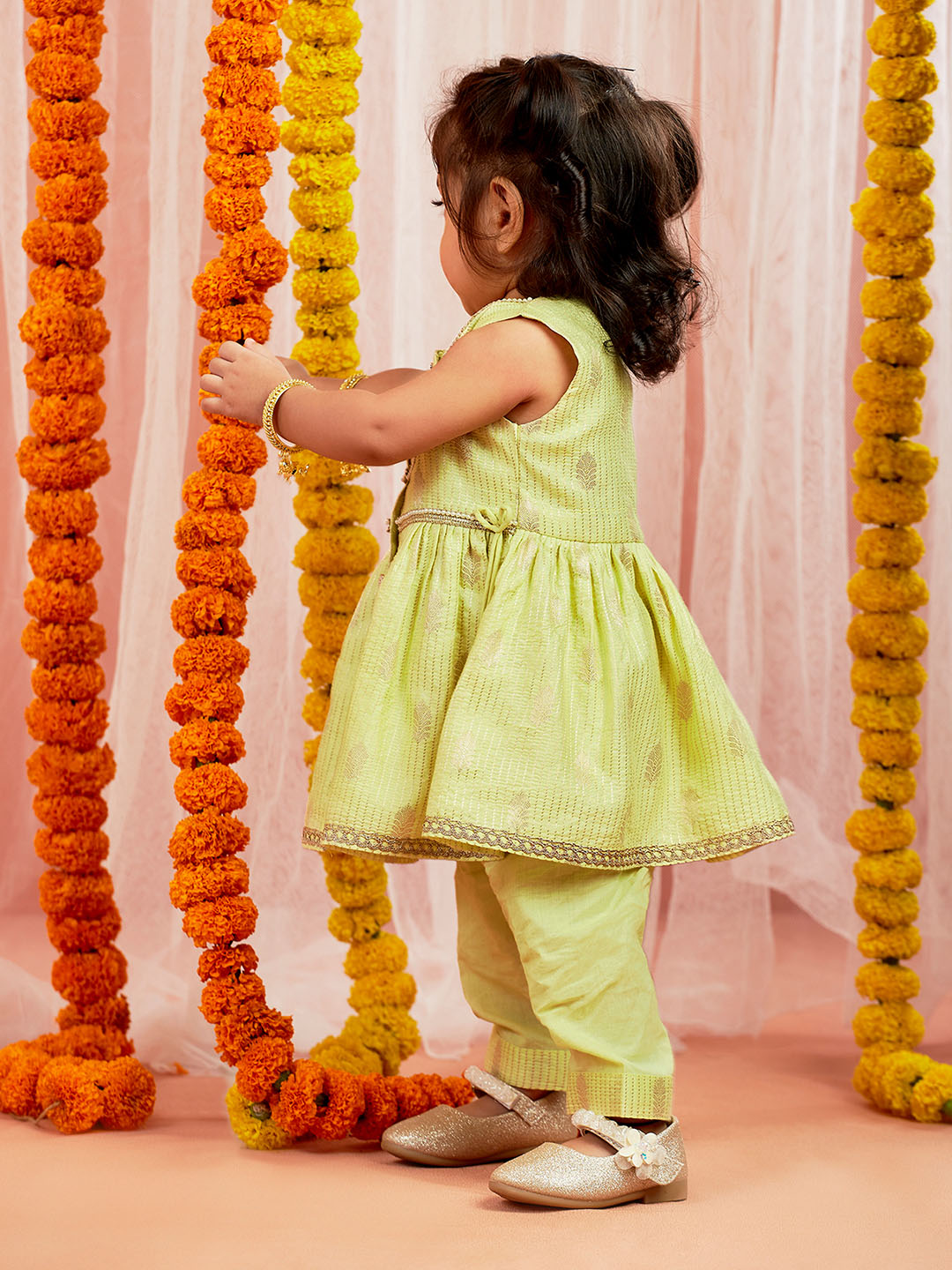 Girls Mint Green Kurta Pant Set