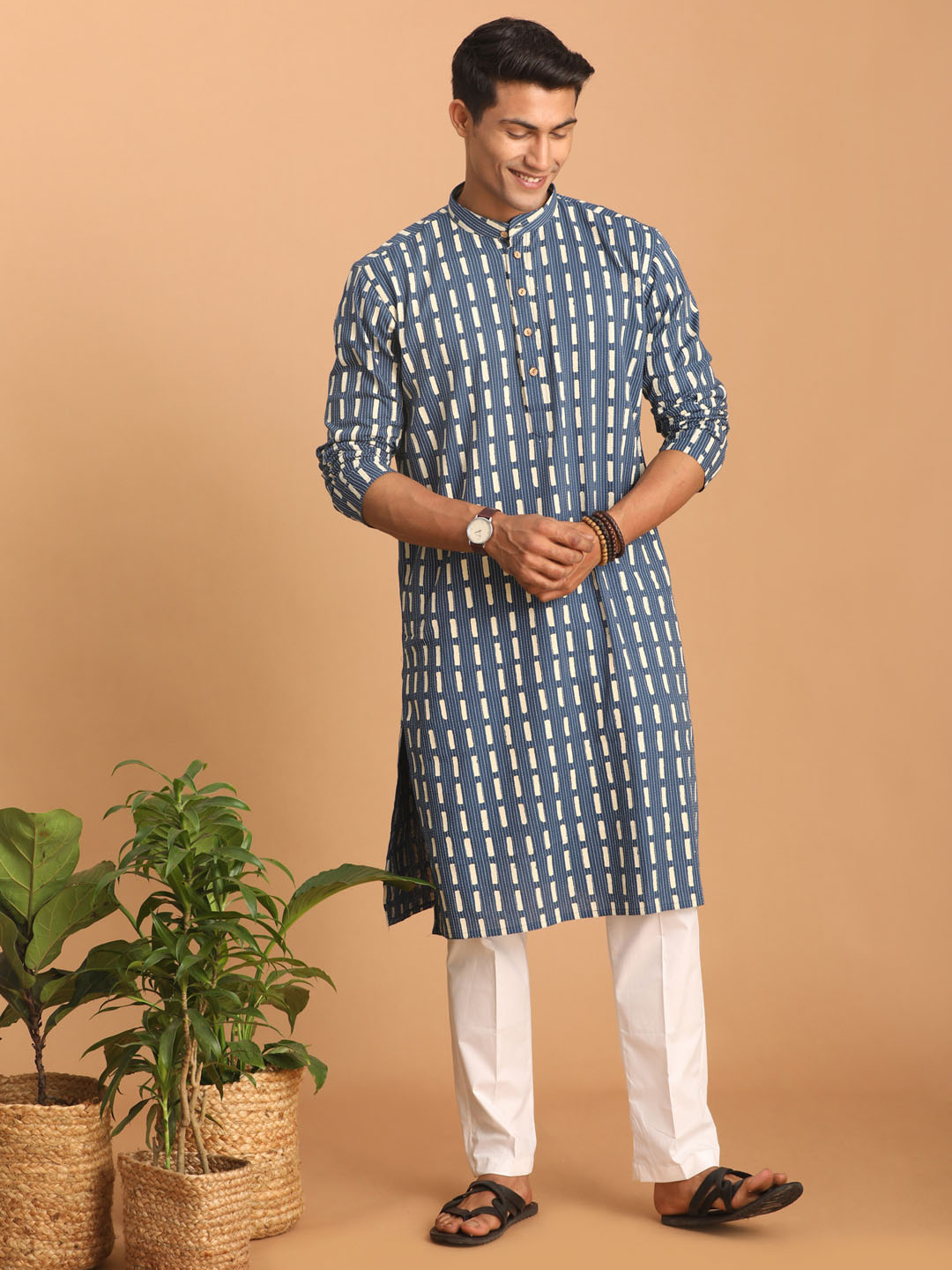 Men's Blue Rubber Print Cotton Kurta With White Pant Set